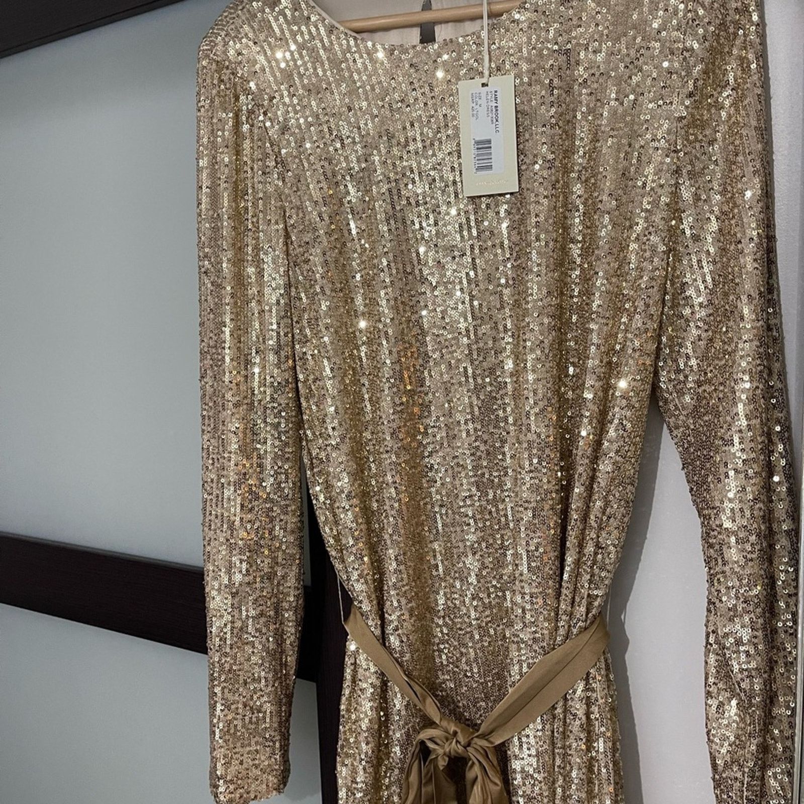 Ramy Brook Ramy brook gold sequin dress gorgeous!! Size M / US 6-8 / IT 42-44 - 5 Thumbnail