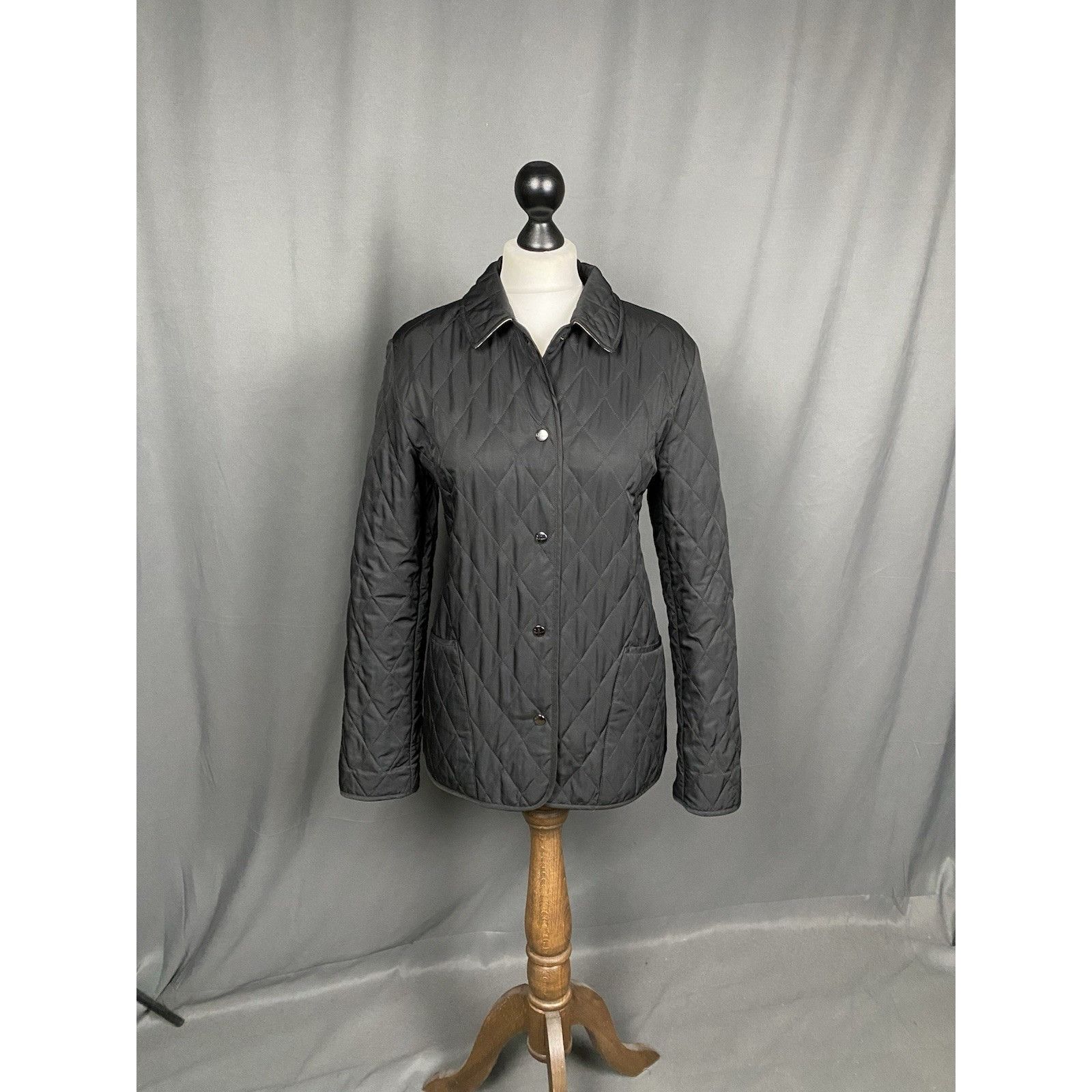Burberry Burberry Nova Check Lining Women's Black Quilted Jacket Size Size S / US 4 / IT 40 - 2 Thumbnail