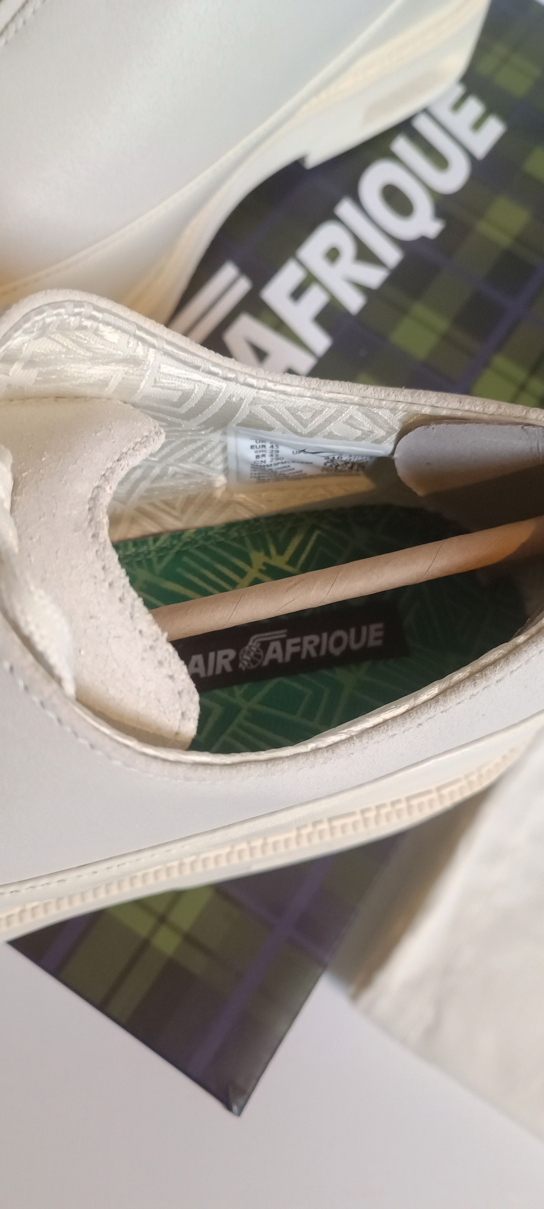 Nike Air Max RK61 x Air Afrique 'Coconut Milk' (2025) HQ6416-100 Size US 11 / EU 44 - 18 Thumbnail