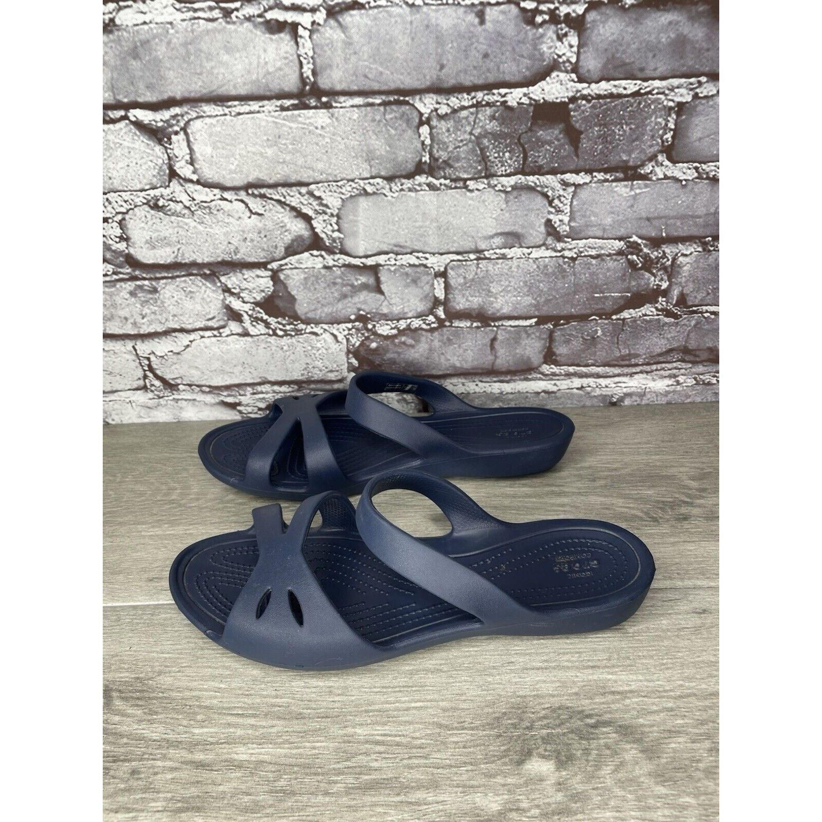 Crocs Crocs KELLI Iconic Comfort Navy Blue Slip On Slides Sandals Size US 10 / IT 40 - 17 Thumbnail