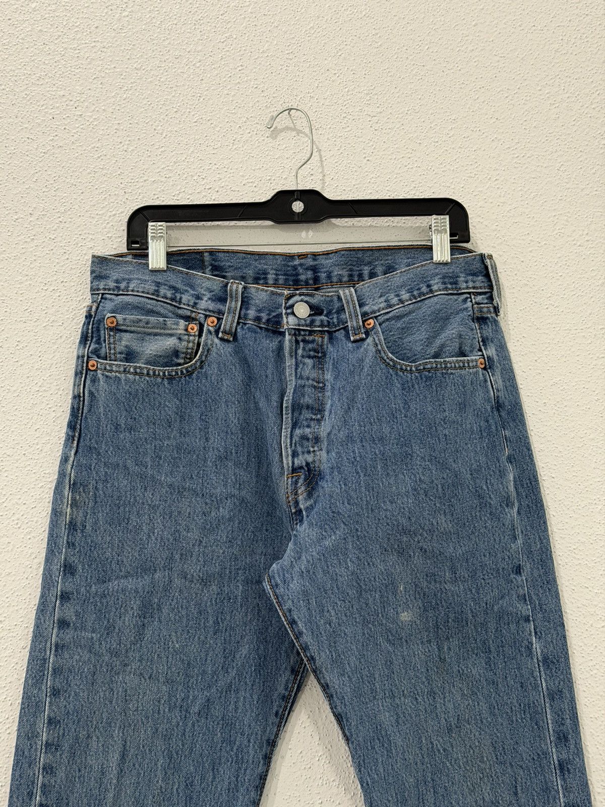 Levi's Vintage Clothing Vintage Levis 501 Jeans 33x32 Blue Straight Leg Button Fly Size US 33 - 5 Thumbnail