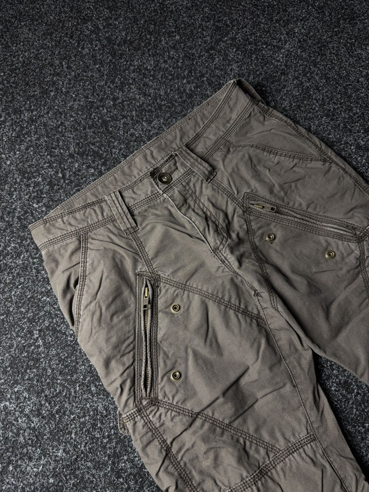 Japanese Brand Japanese 00s Y2K Women’s Aviator Cargo Pants Multi Pocket Size 28" / US 6 / IT 42 - 7 Thumbnail
