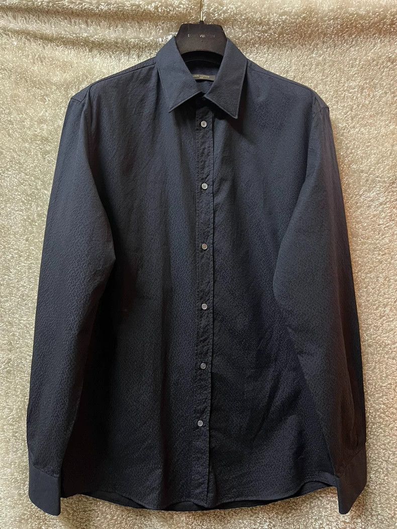 Louis Vuitton Louis Vuitton Men's Star Logo Shirt Size US S / EU 44-46 / 1 - 1 Thumbnail