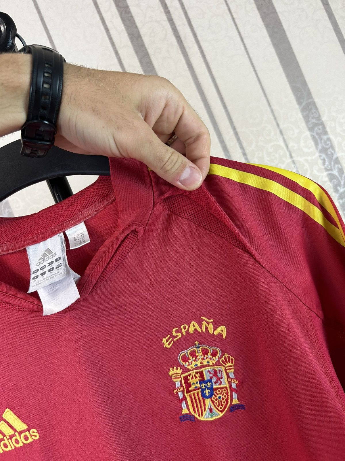 Adidas Adidas Vintage Spain 2004/2006 Home Jersey Size US M / EU 48-50 / 2 - 10 Thumbnail