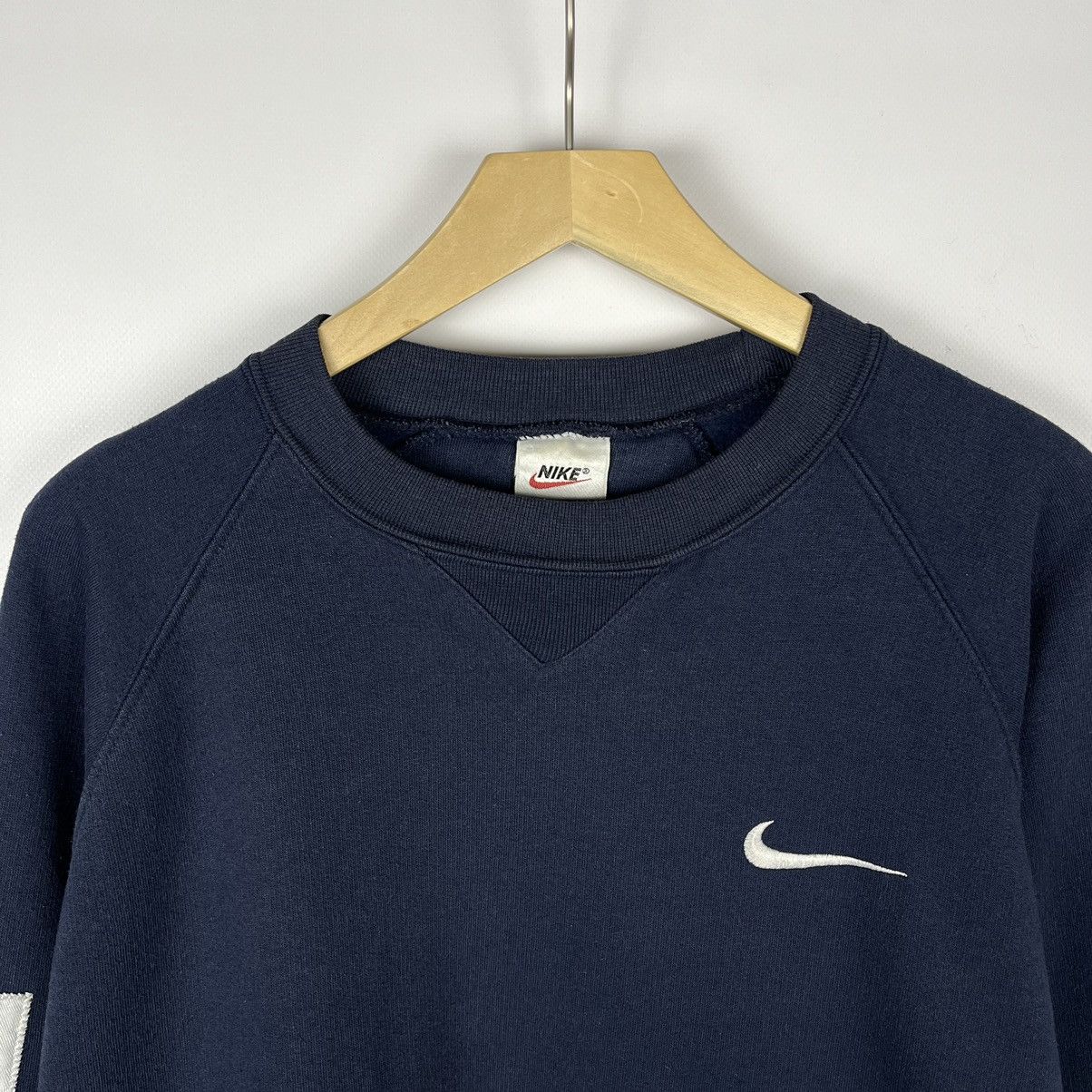 Nike Vintage Nike big logo y2k sweatshirt 90’s Size US L / EU 52-54 / 3 - 2 Thumbnail