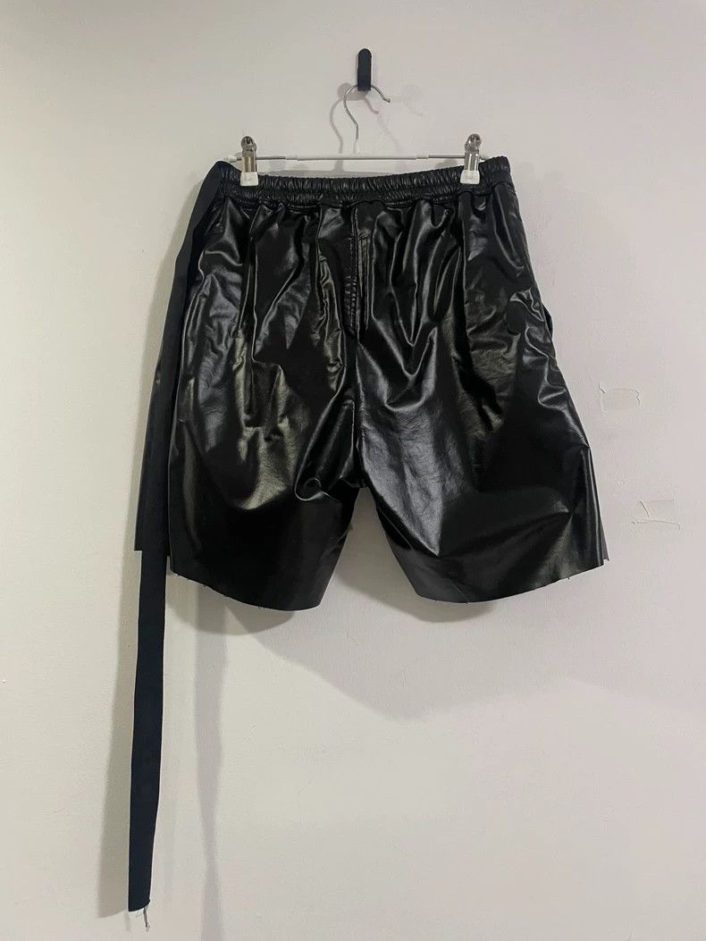 Rick Owens Rick Owens size s Ribbon Satin Faux Leather Shorts Size US 28 / EU 44 - 2 Thumbnail