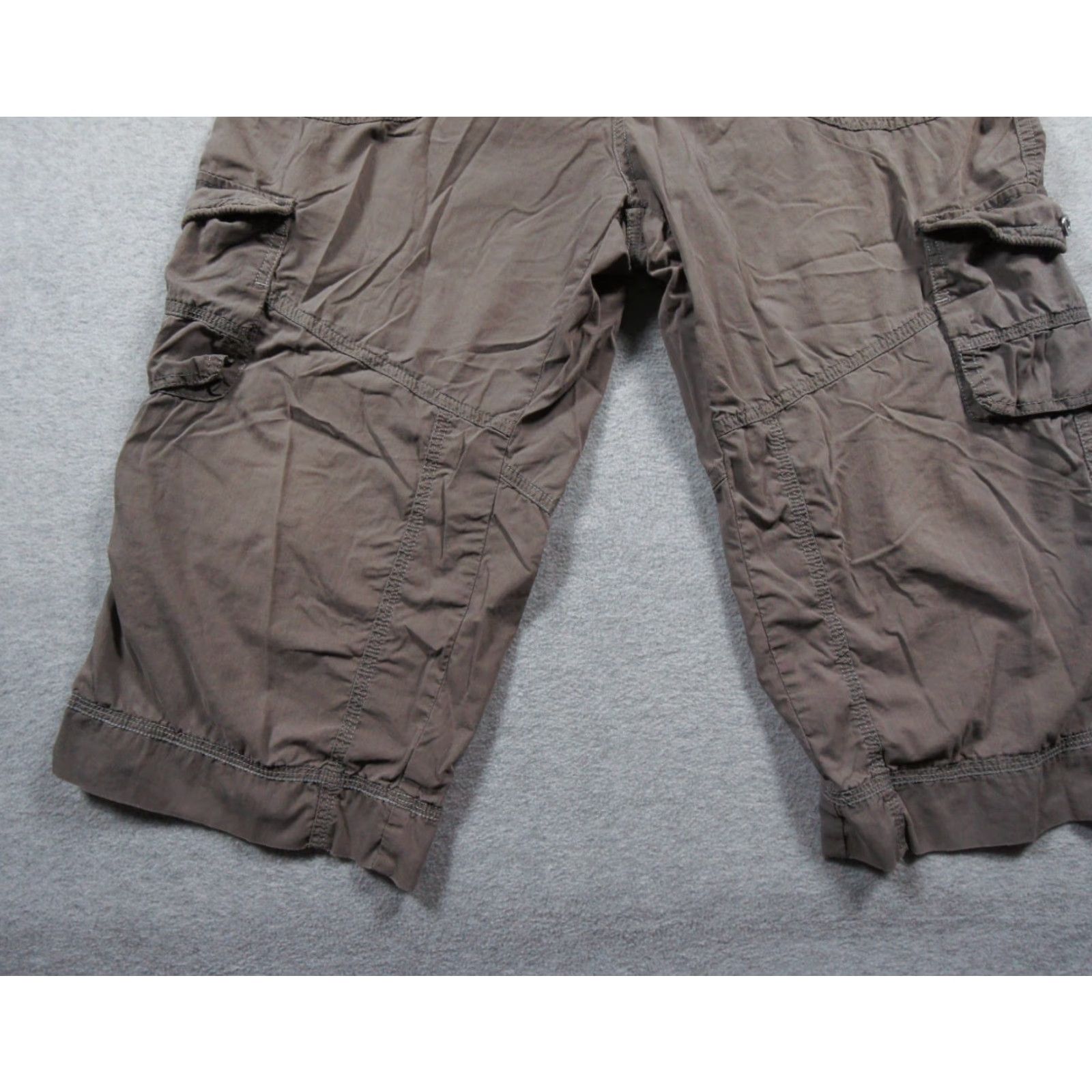 Vintage Kuhl Shorts Womens 10 Gray Cargo Pockets Kontra 118" Outdoors Hike Camp Ladies Size 32" / US 10 / IT 46 - 3 Thumbnail