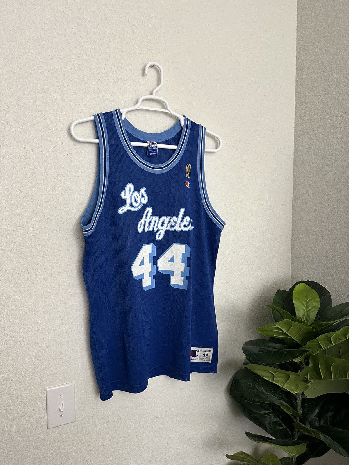 Champion × Vintage 90s Jerry West LA Lakers NBA 50th Anniversary Blue 48/XL Size US XL / EU 56 / 4 - 1 Thumbnail