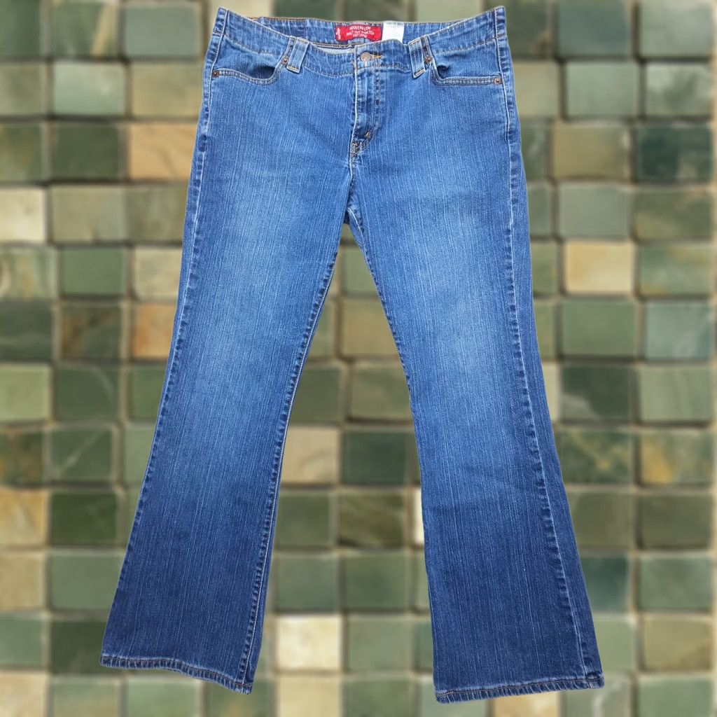 Levi's VINTAGE Levi's 525 Jeans Bootcut 5-Pocket 30 In Blue Denim Womens 14 Comfort Stretch Low Rise Size 36" / US 14 / IT 50 - 1 Thumbnail