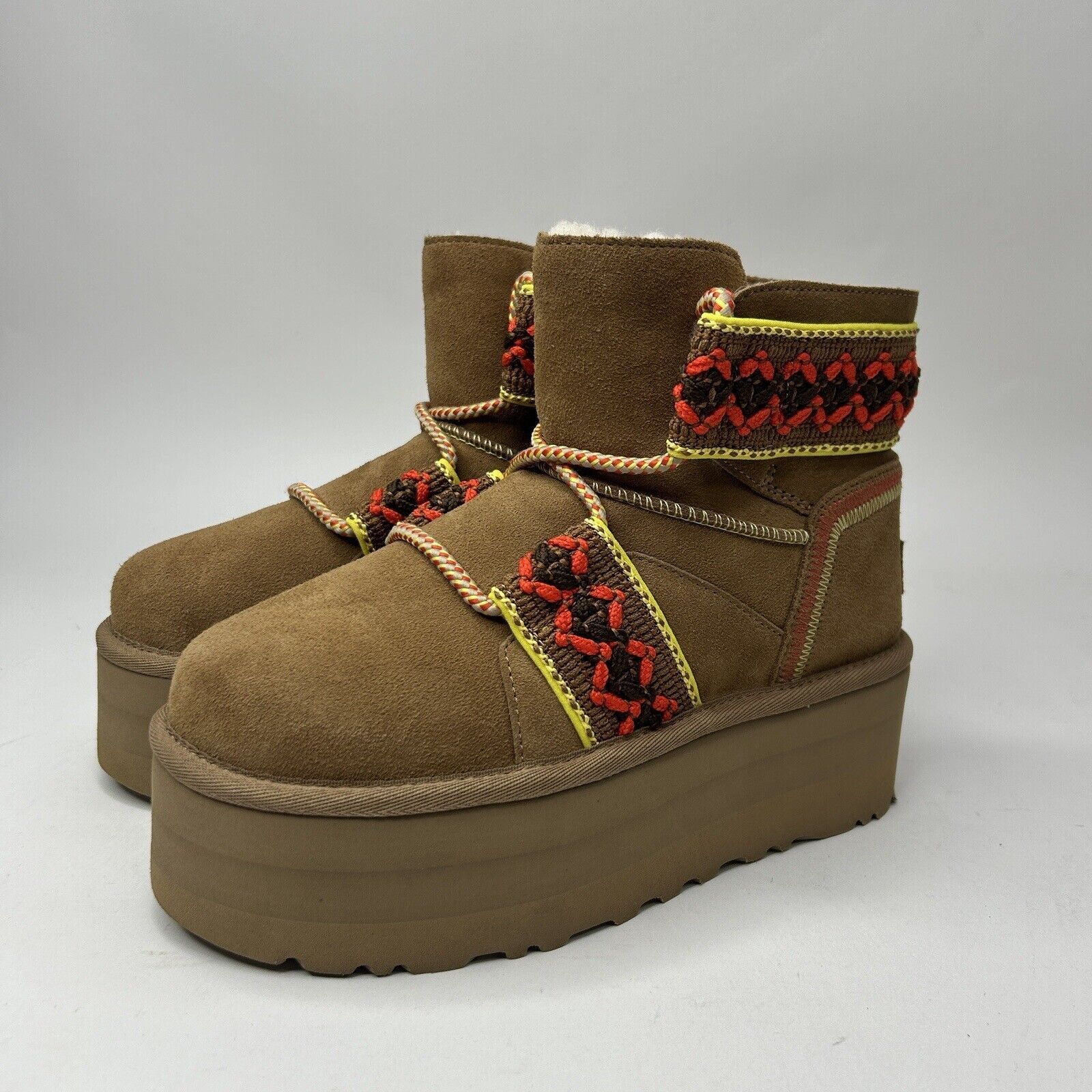 Ugg UGG Classic Mini II Braid Platform Boots “Chestnut Suede” Size US 5 / IT 35 - 3 Thumbnail