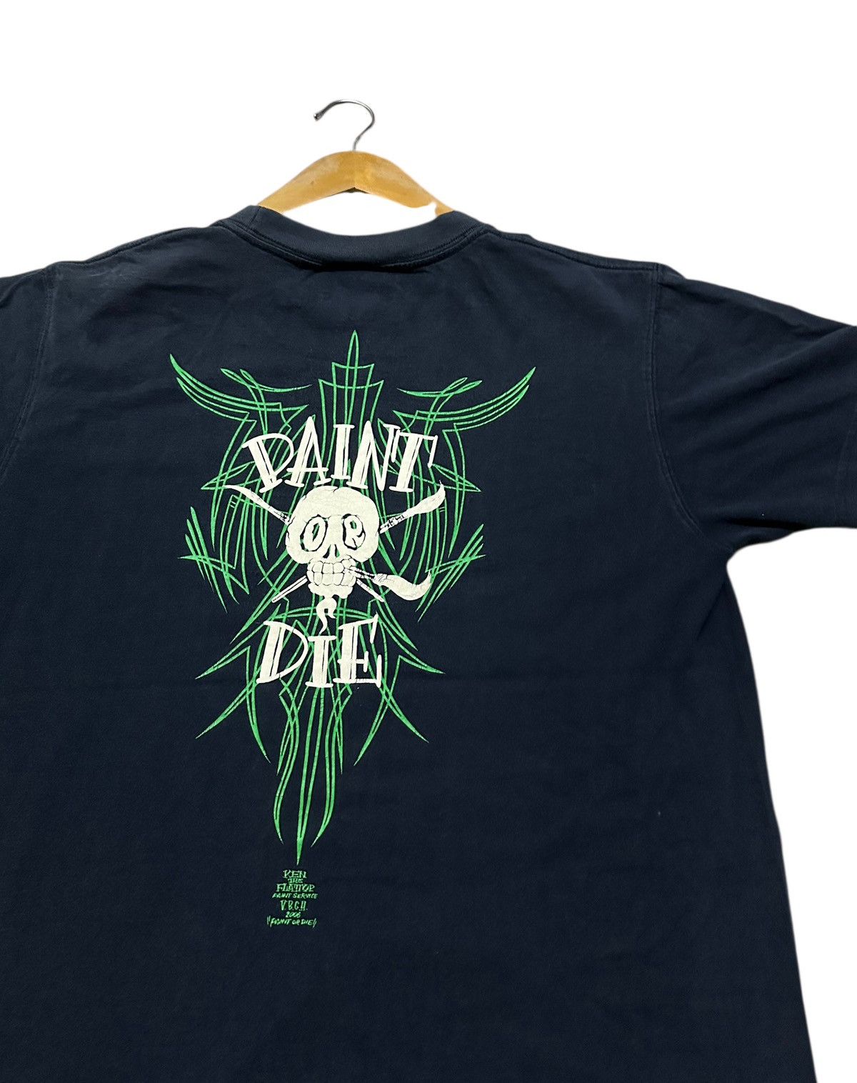 Arts & Science Vintage paint r die backhit tshirt Size US M / EU 48-50 / 2 - 2 Thumbnail
