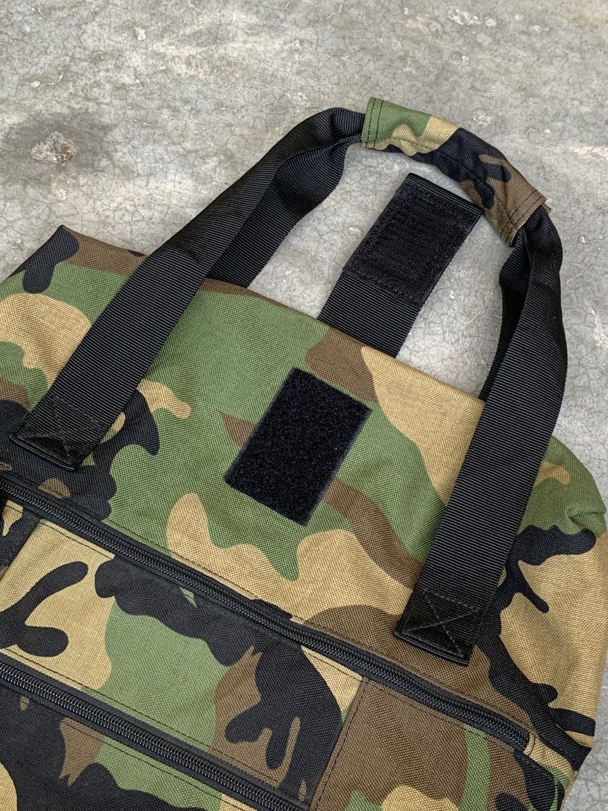 Vexed Generation YakPak Camoflauge 2 in 1 Tote + Bagpack Size ONE SIZE - 5 Thumbnail