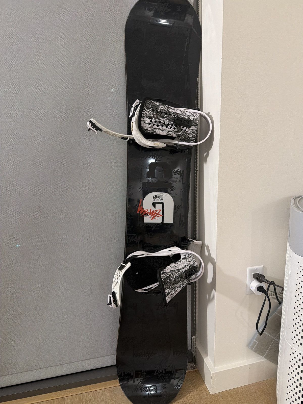 Stussy Stussy x Burton World Tour 57 Snowboard Rare Size ONE SIZE - 2 Thumbnail