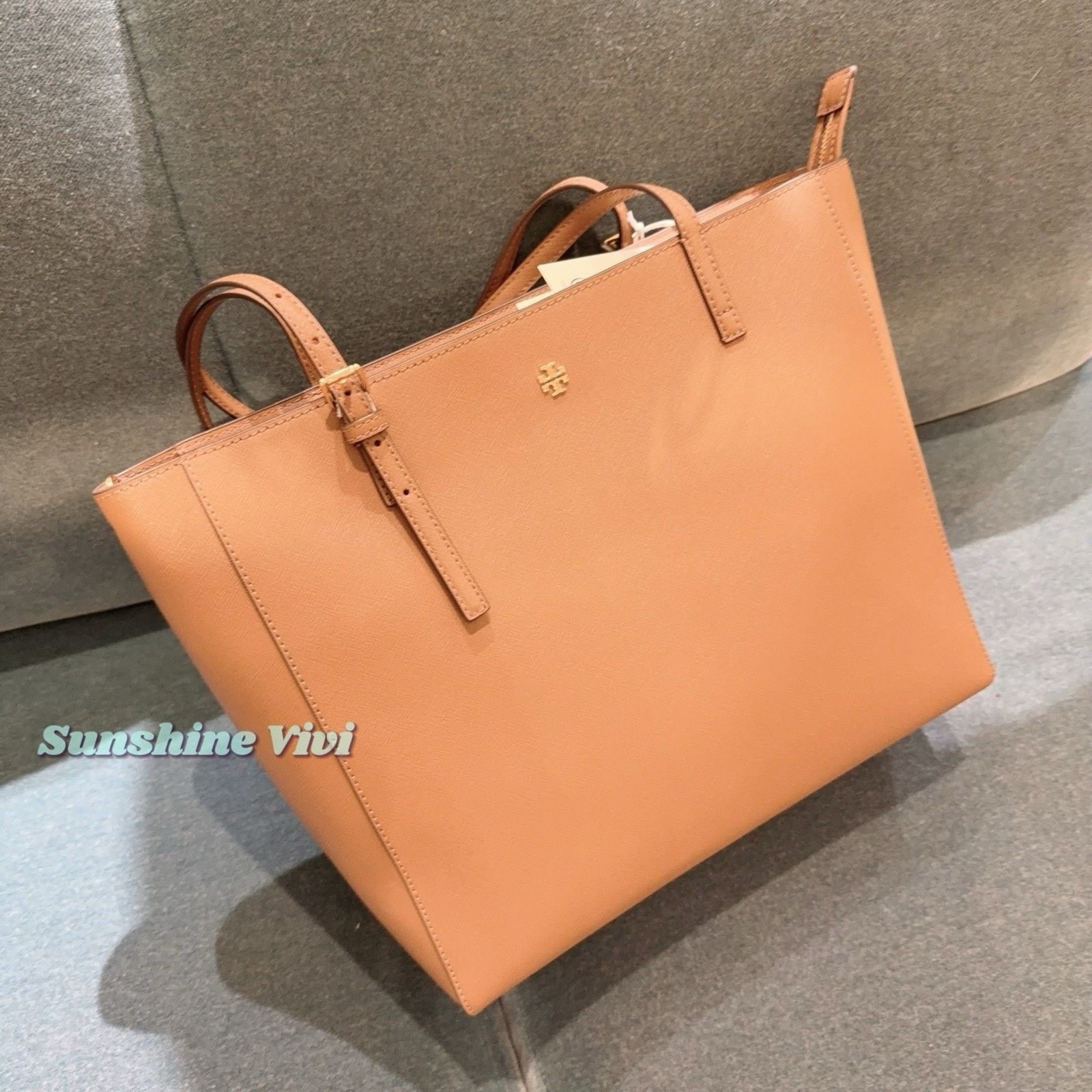 Tory Burch NWT Tory Burch Emerson Leather Tote 150178 Moose Size ONE SIZE - 4 Thumbnail