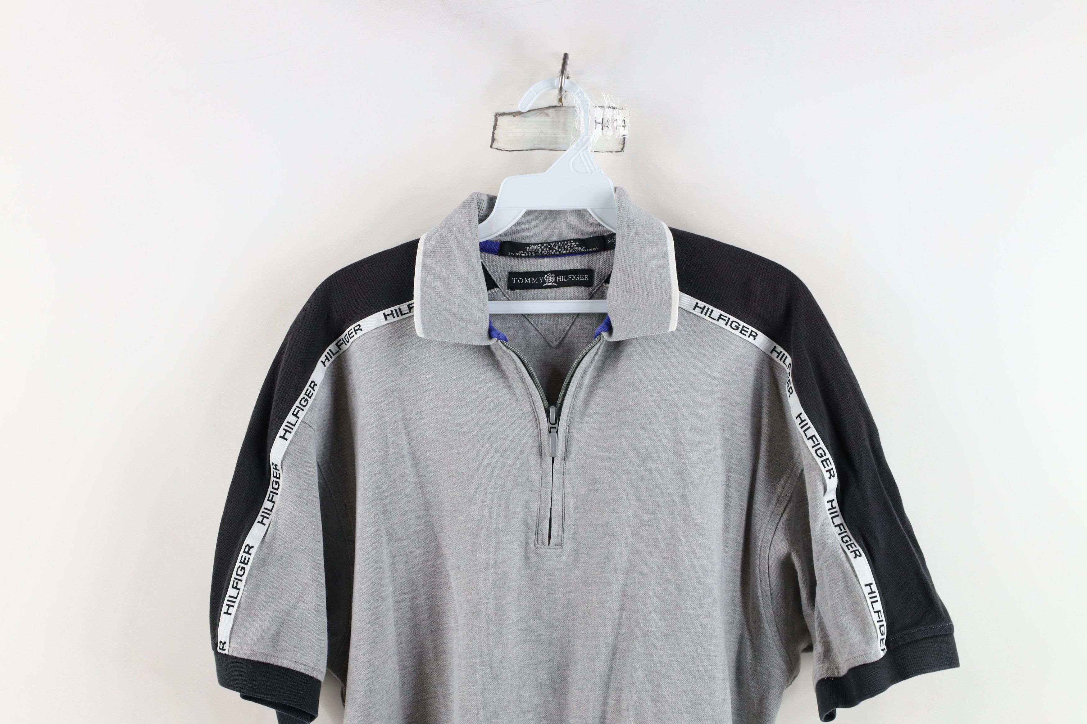 Tommy Hilfiger Vintage 90s Tommy Hilfiger Taped Logo Half Zip Golf Polo Size US S / EU 44-46 / 1 - 2 Thumbnail
