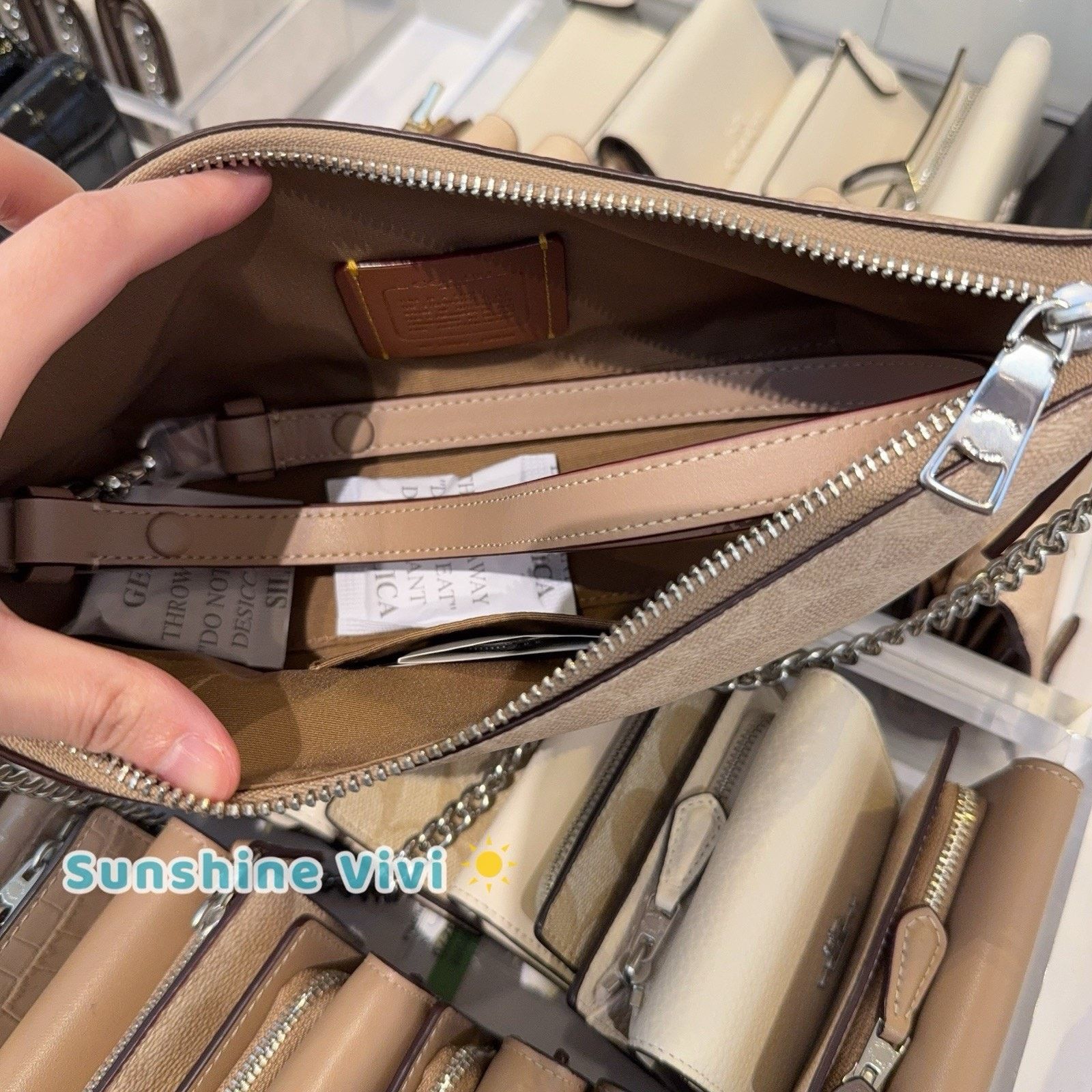 Coach NWT Coach Caitlin Shoulder Bag CEK80 Silver/Sand/Taupe Size ONE SIZE - 6 Thumbnail