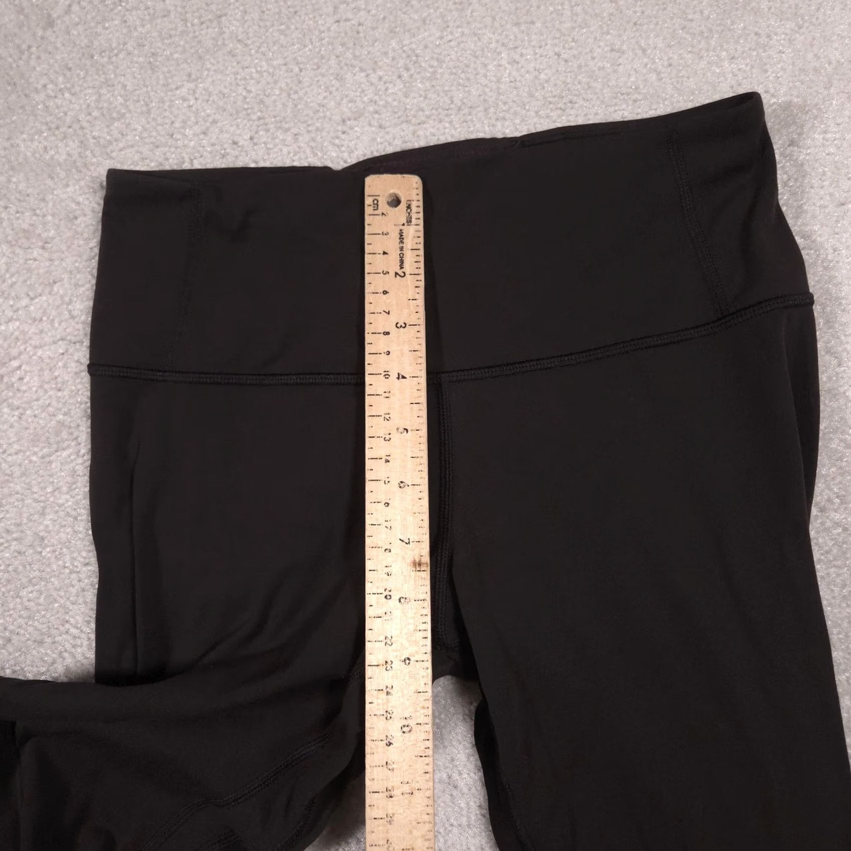 Patagonia Patagonia Leggings Womens M Black Mid Rise Capri Yoga Gym & Training Stretch Jersey Knit Size 32" / US 10 / IT 46 - 6 Thumbnail