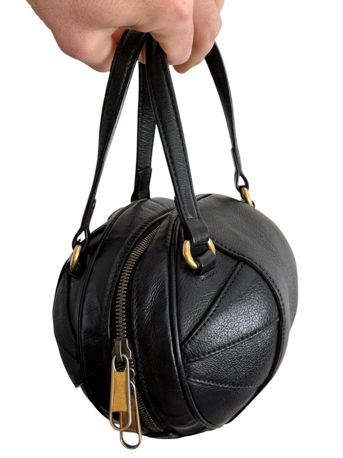 Gucci RARE Tifosa Basketball Shape Ball Bag Size ONE SIZE - 2 Thumbnail
