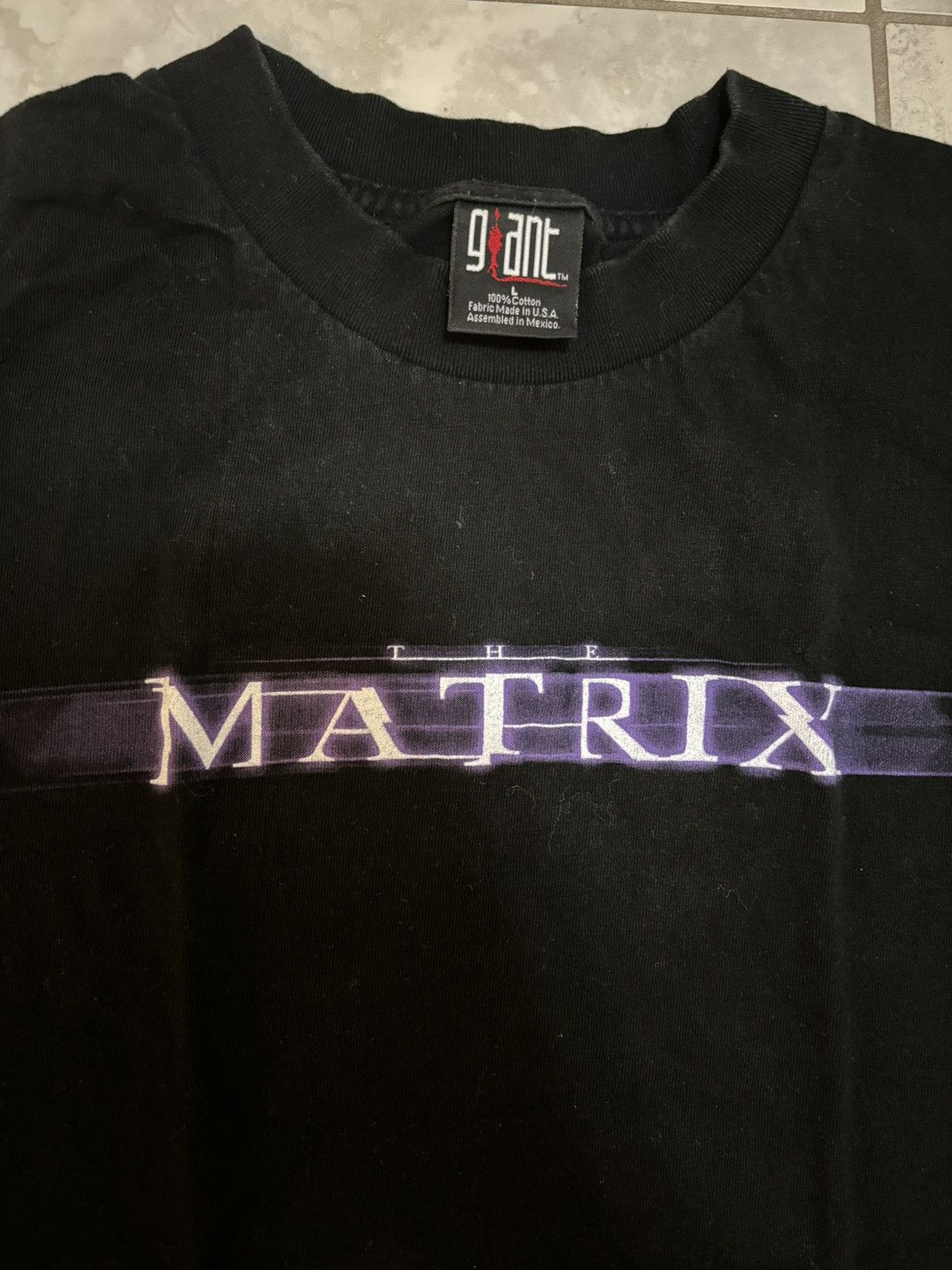 Vintage Rare Vintage 90s Matrix Neo Keanu Reeves Sci-fi Movie Tee Size US XL / EU 56 / 4 - 8 Thumbnail
