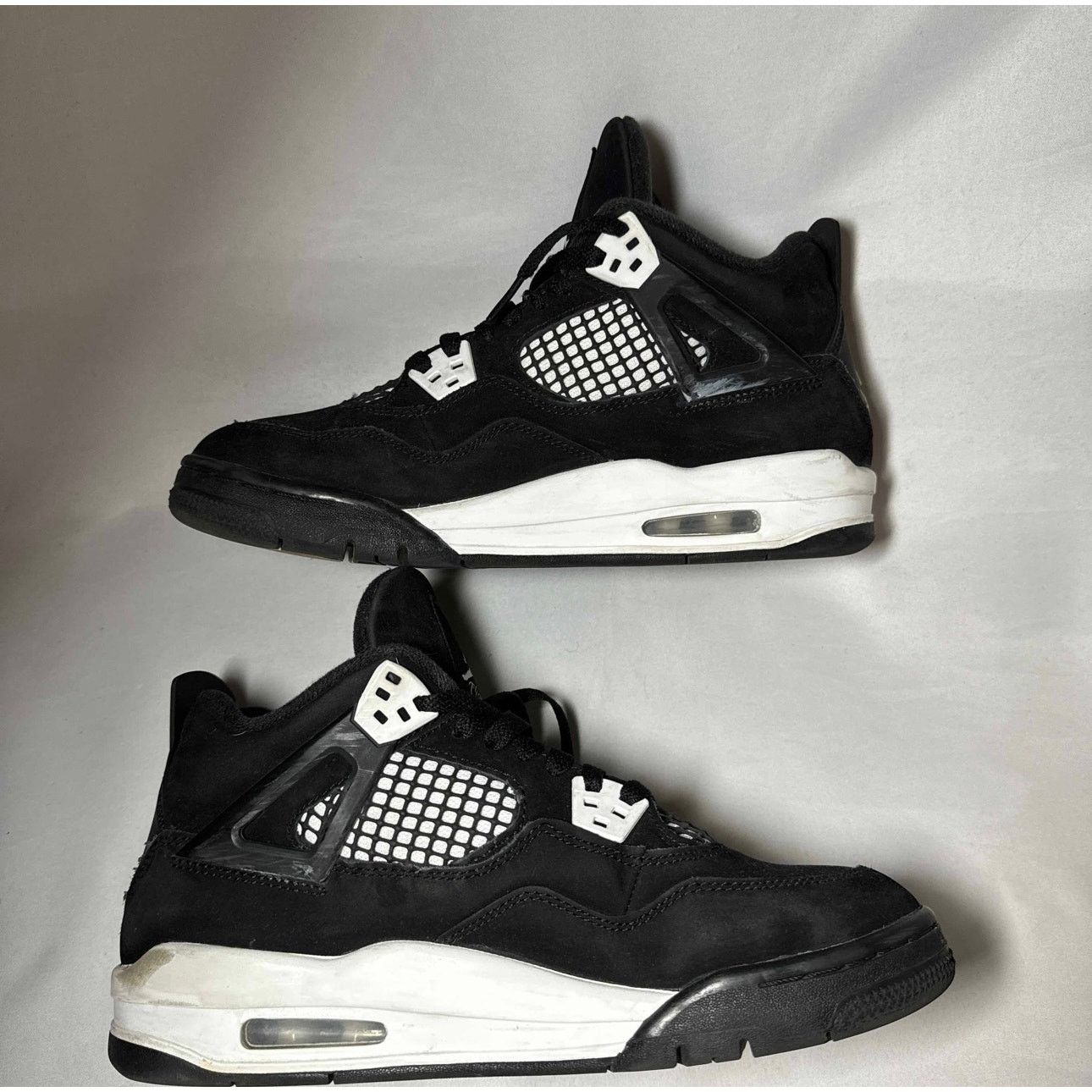 Jordan Brand × Nike Size 7 Nike Air Jordan 4 Retro GS White Thunder Men's Shoes Size US 7 / EU 40 - 3 Thumbnail