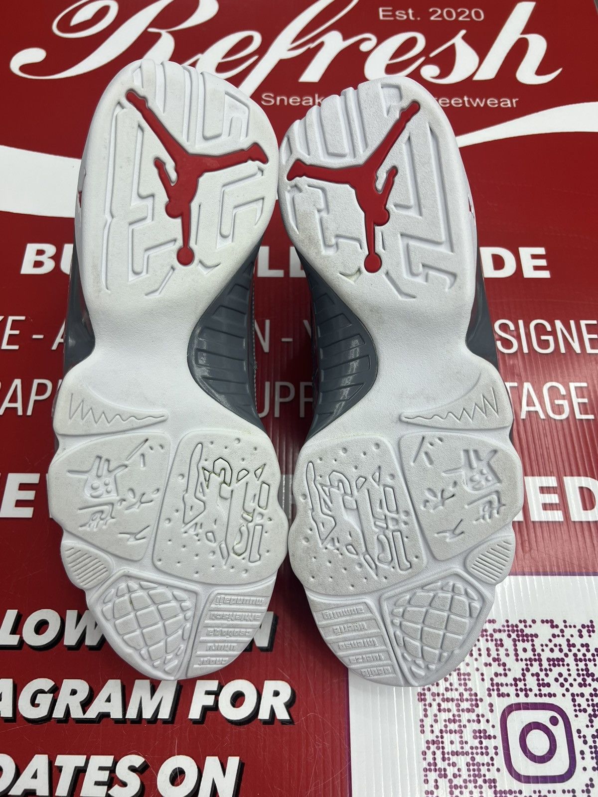 Jordan Brand Air Jordan 9 Fire Red Size 9.5 Size US 9.5 / EU 42-43 - 6 Thumbnail