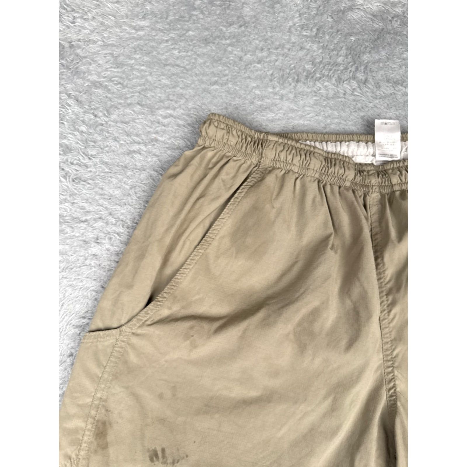Patagonia Patagonia Shorts Men L Beige Nylon 9" Drawstring Elastic Waist Lined Casual Beach Gym Run 100% Nylon Size US 33 - 4 Thumbnail