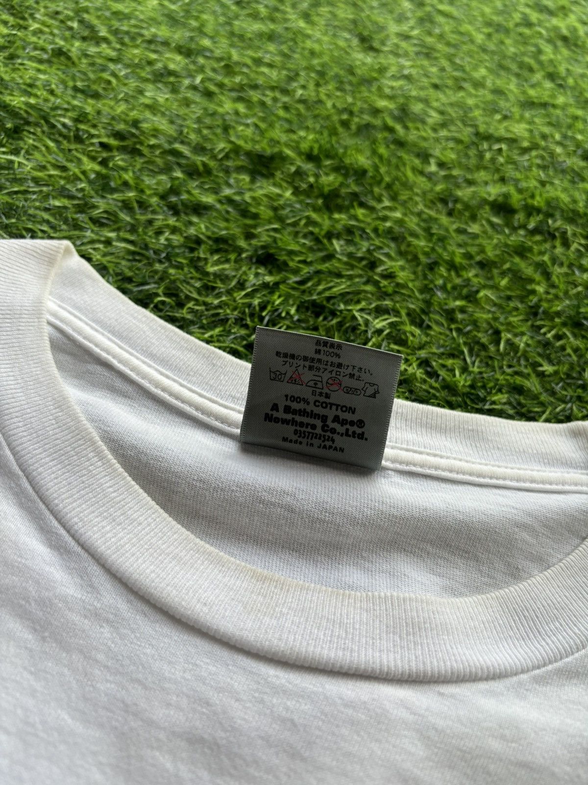Bape Vintage Bape Girl sta Logo Tshirt Size US M / EU 48-50 / 2 - 10 Thumbnail