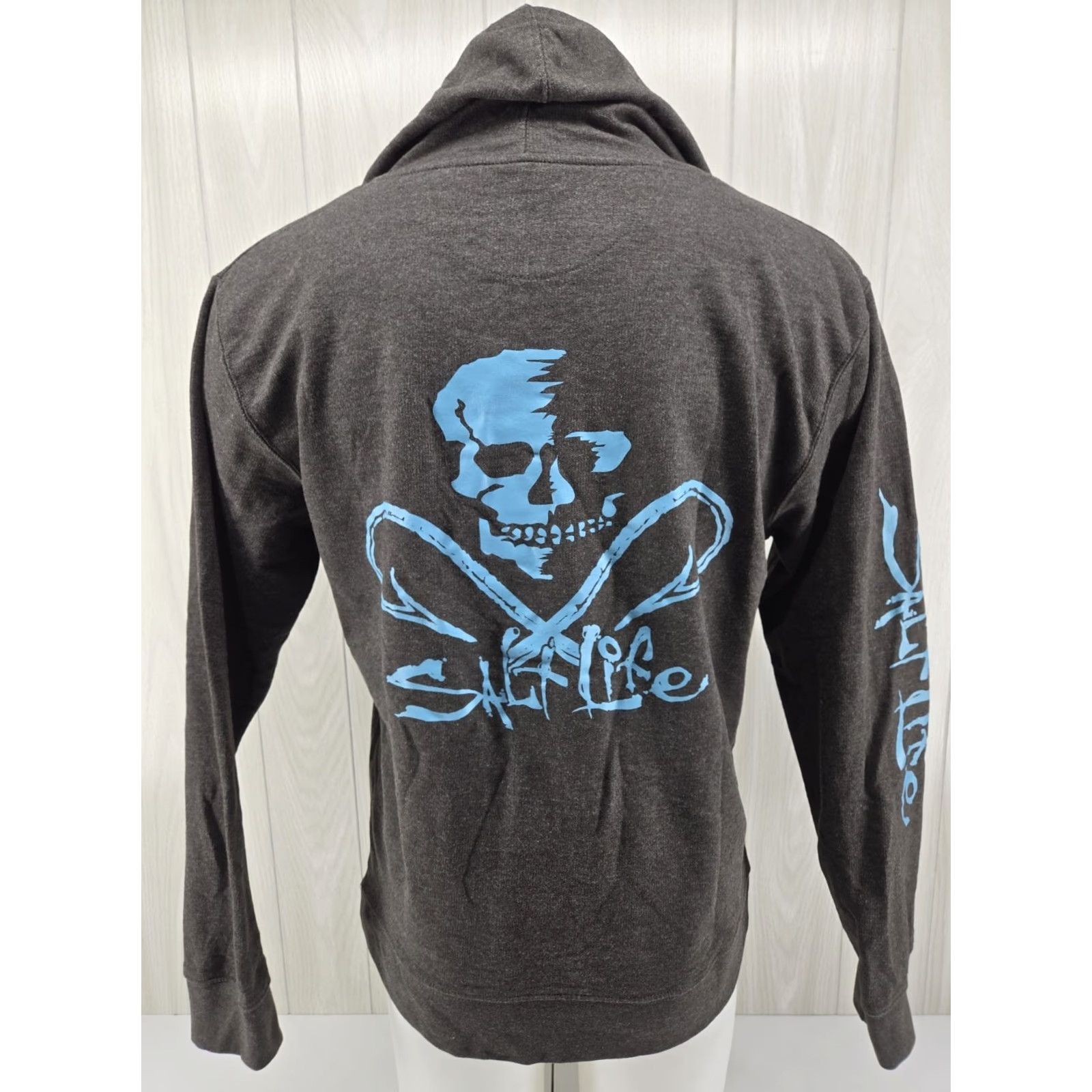 Vintage Salt Life Mens LARGE Gray Skull And Bones Graphic Hoodie Logo Kangaroo Pullover Hoodie Size US XXL / EU 58 / 5 - 7 Thumbnail