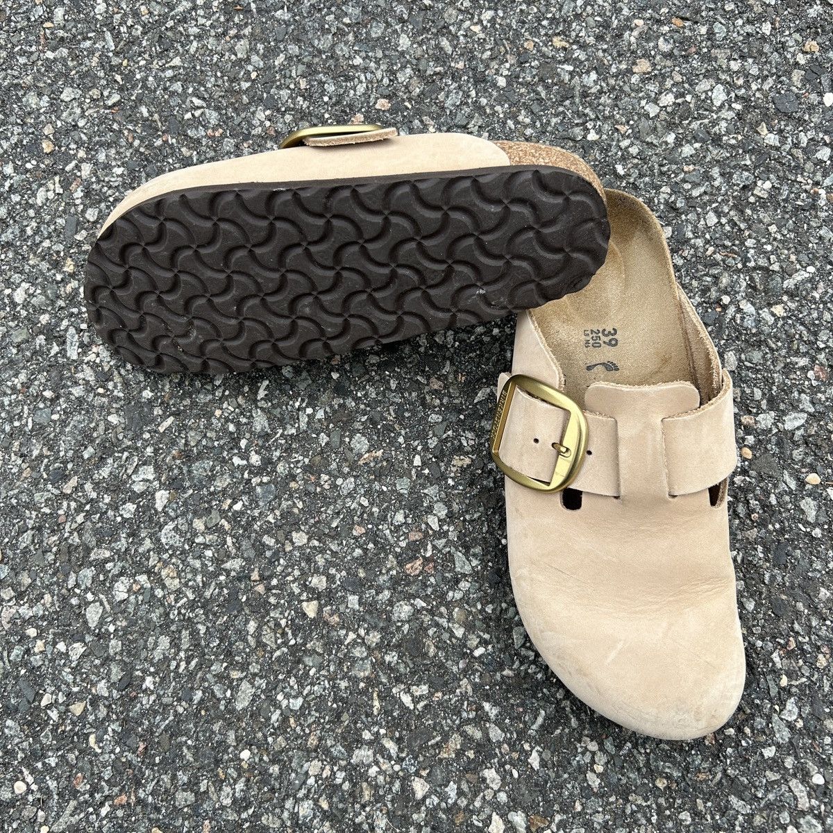 Birkenstock Birkenstock Boston Big Buckle Nubuck Sandcastle Size US 8 / IT 38 - 6 Thumbnail