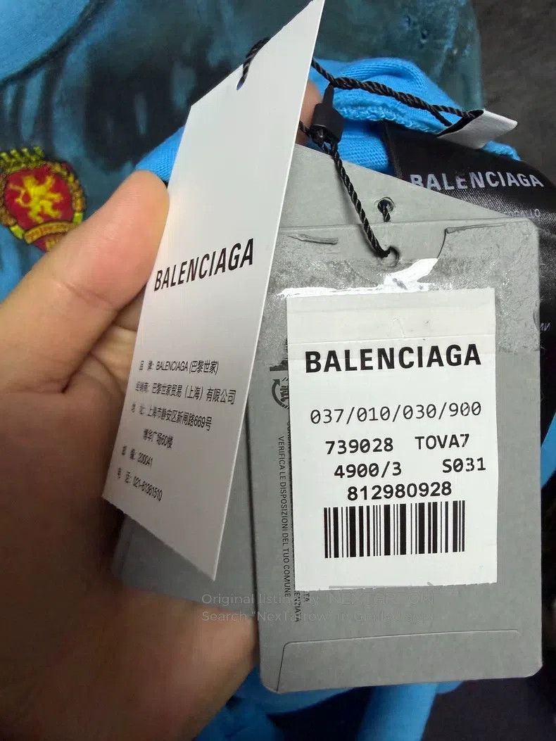 Balenciaga Balenciaga Manchester United short-sleeve Size US L / EU 52-54 / 3 - 5 Thumbnail
