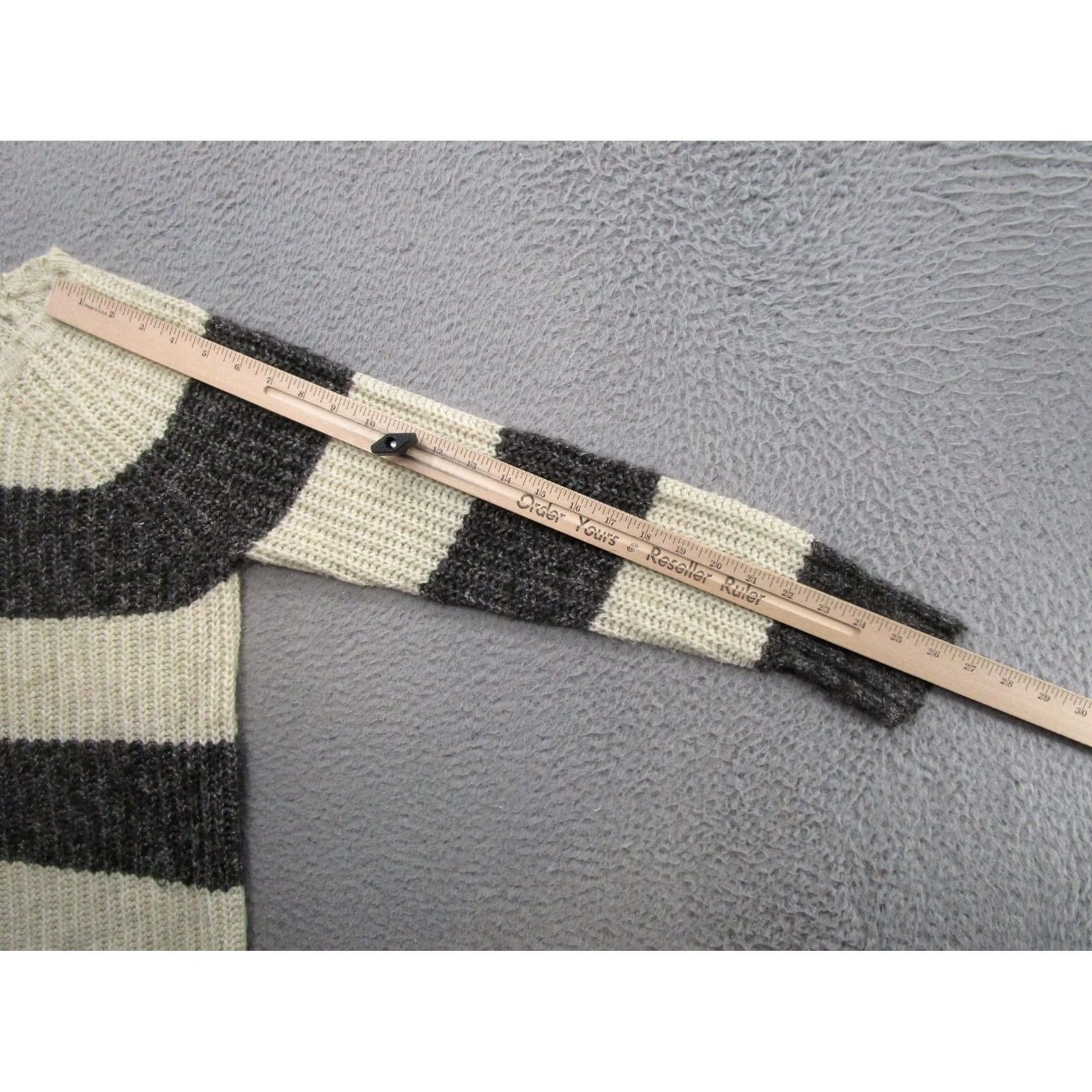 American Eagle Outfitters American Eagle Outfitters Striped Pullover Sweater Women M Multicolor Knit Shirt/Sweater Womens Size M / US 6-8 / IT 42-44 - 6 Thumbnail