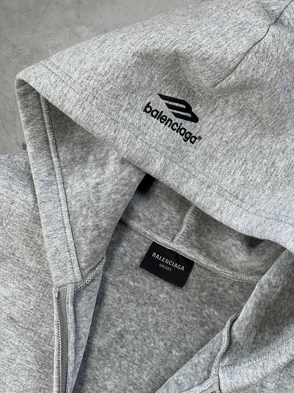 Balenciaga Balenciaga Cropped Logo Hoodie Zip-up Size US S / EU 44-46 / 1 - 8 Thumbnail