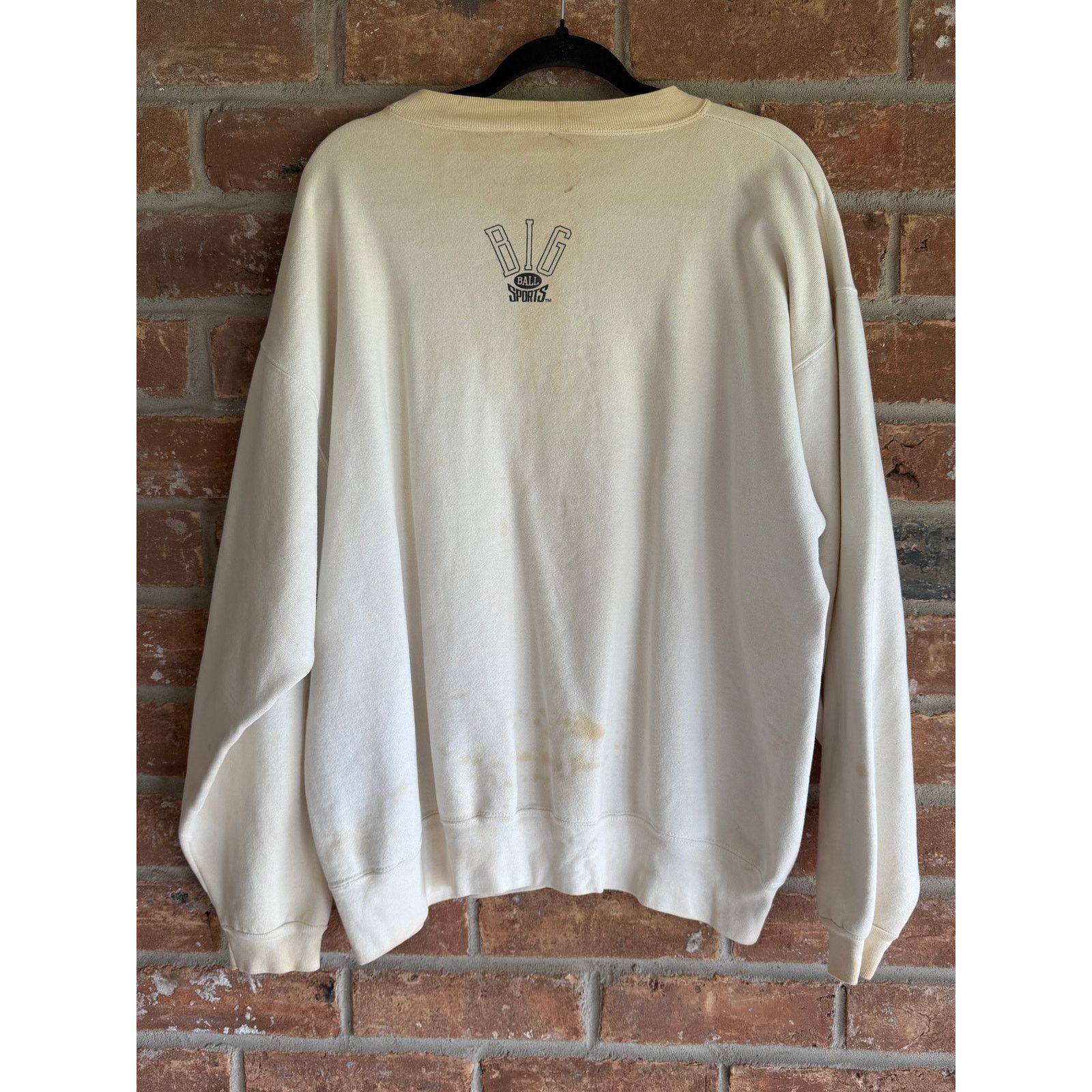 Vintage Vintage Play Real Football Crewneck Big Ball Sports XL Size US XL / EU 56 / 4 - 2 Thumbnail