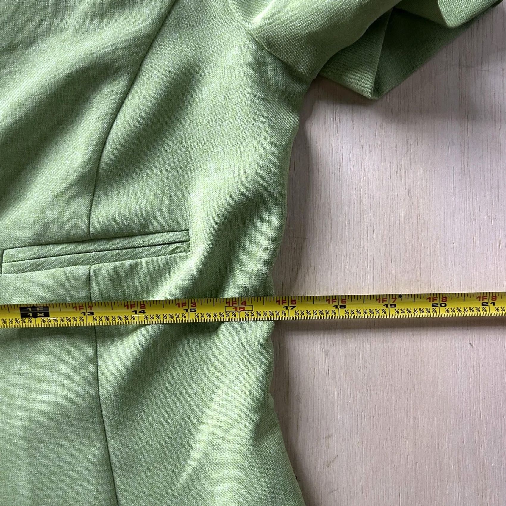 Vintage Sweet Suit Blazer Jacket Womens 8P Green Short Sleeve Notch Lapel Career Work Size 30" / US 8 / IT 44 - 4 Thumbnail