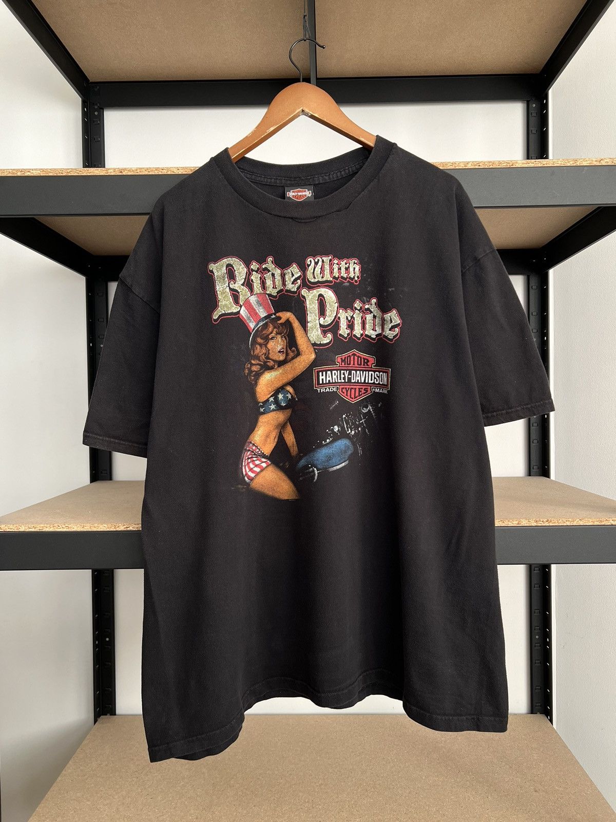 Harley Davidson Vintage 2012 Harley Davidson Sexy Girl Ride with Pride Tee Size US XXL / EU 58 / 5 - 3 Thumbnail