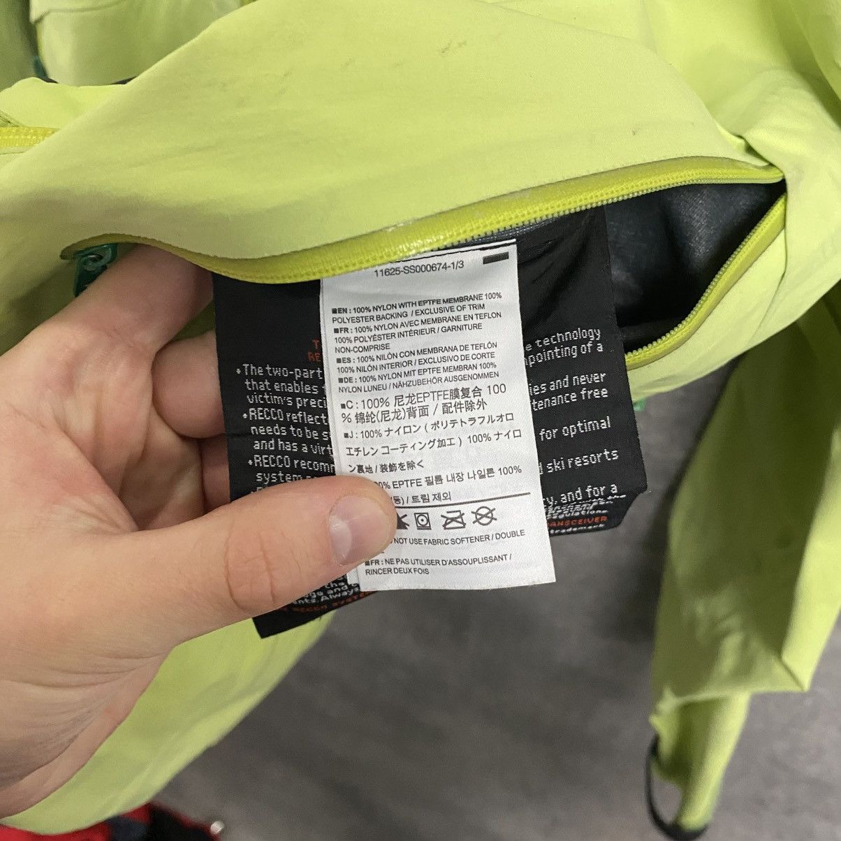 Arc'teryx Arcteryx Gore Tex Beta Jacket Gorpcore Y2K Size US XS / EU 42 / 0 - 20 Thumbnail