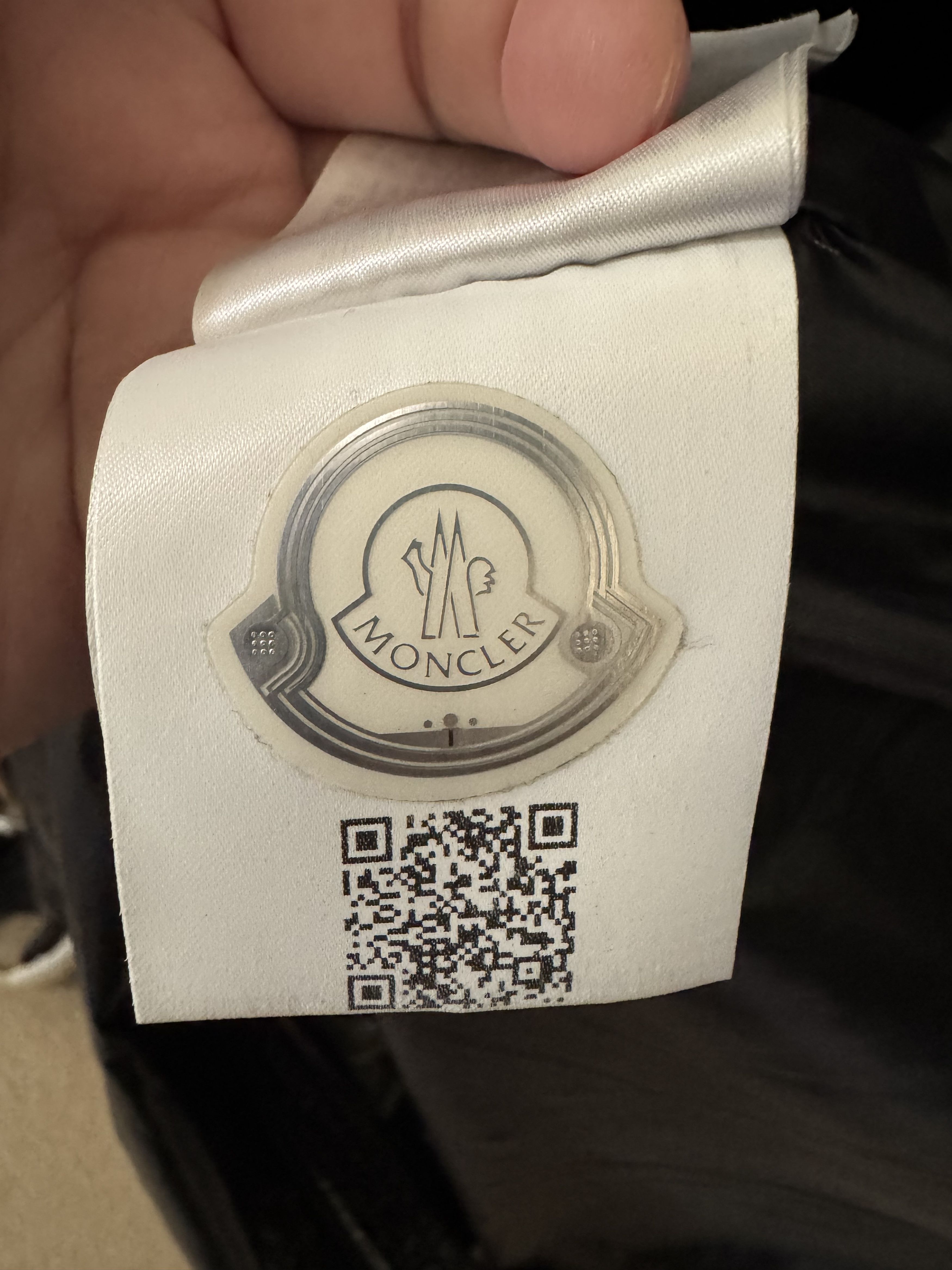 Moncler AUTH MONCLER GIDAYU BLACK JACKET (SIZE 3 – FITS MED / LRG) Size US L / EU 52-54 / 3 - 14 Thumbnail