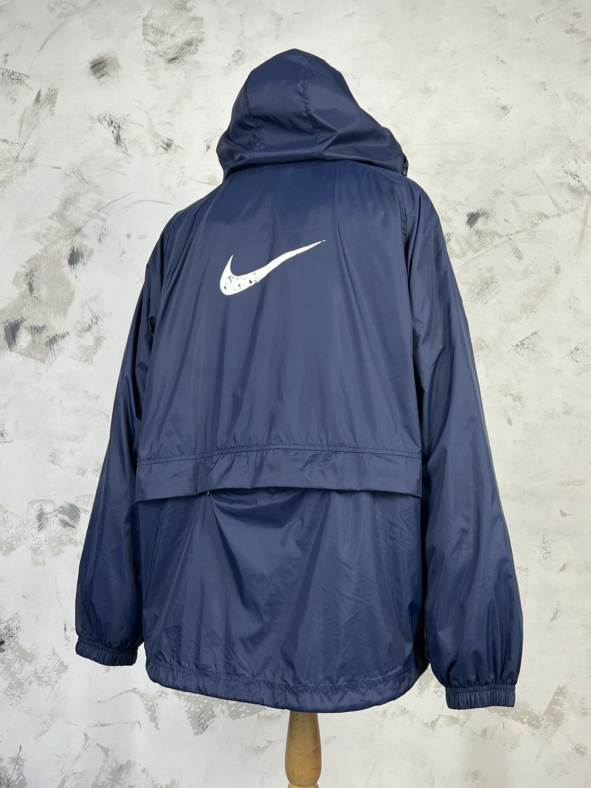 Nike Vintage Nike Packable Hooded Big Logo Jacket Size XL Size US XL / EU 56 / 4 - 6 Thumbnail