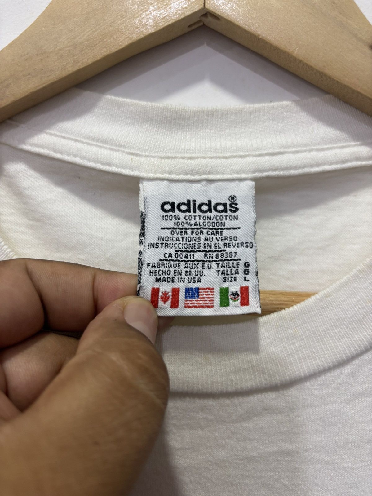 Adidas × Vintage Vintage Adidas Tshirt Size US L / EU 52-54 / 3 - 3 Thumbnail