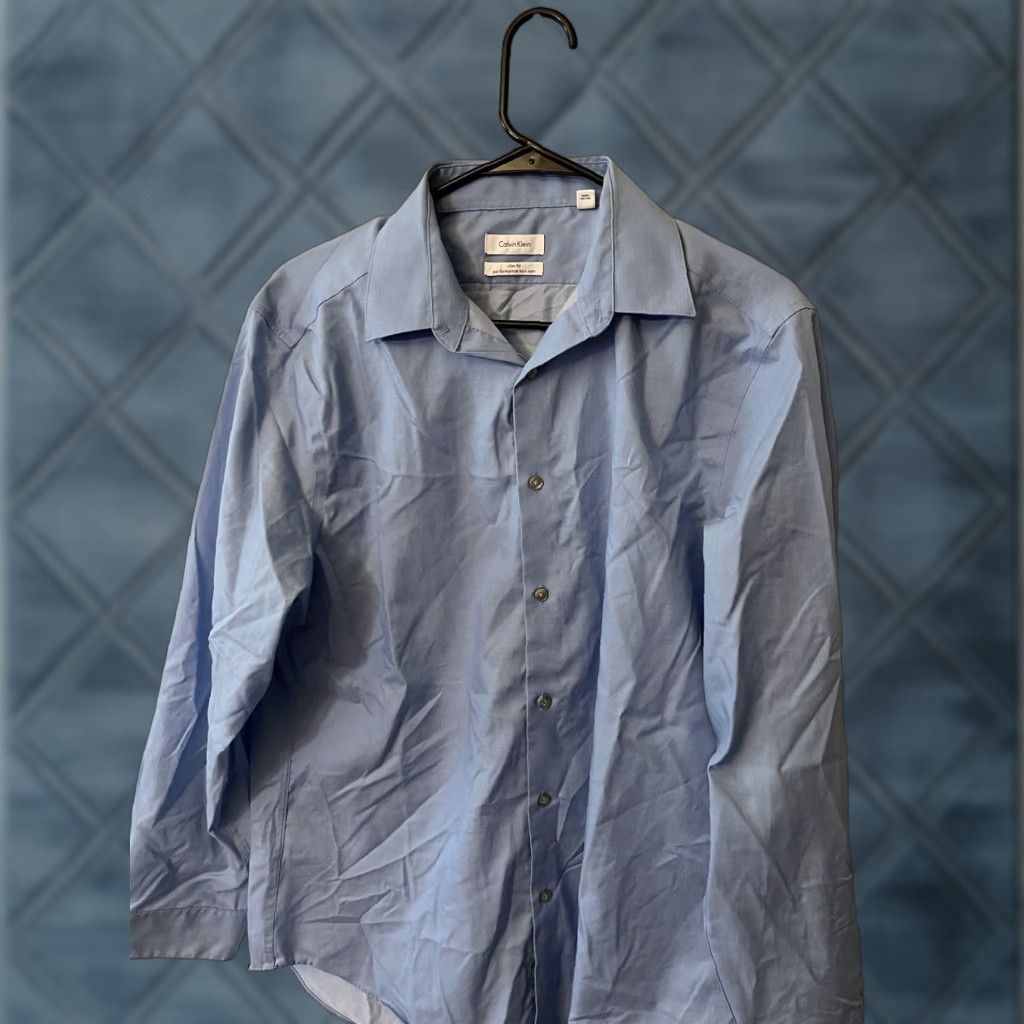 Calvin Klein VINTAGE Calvin Klein Dress Shirt Men 16 Blue Slim Fit Non Iron Business Casual Formal Party Size US L / EU 52-54 / 3 - 1 Thumbnail