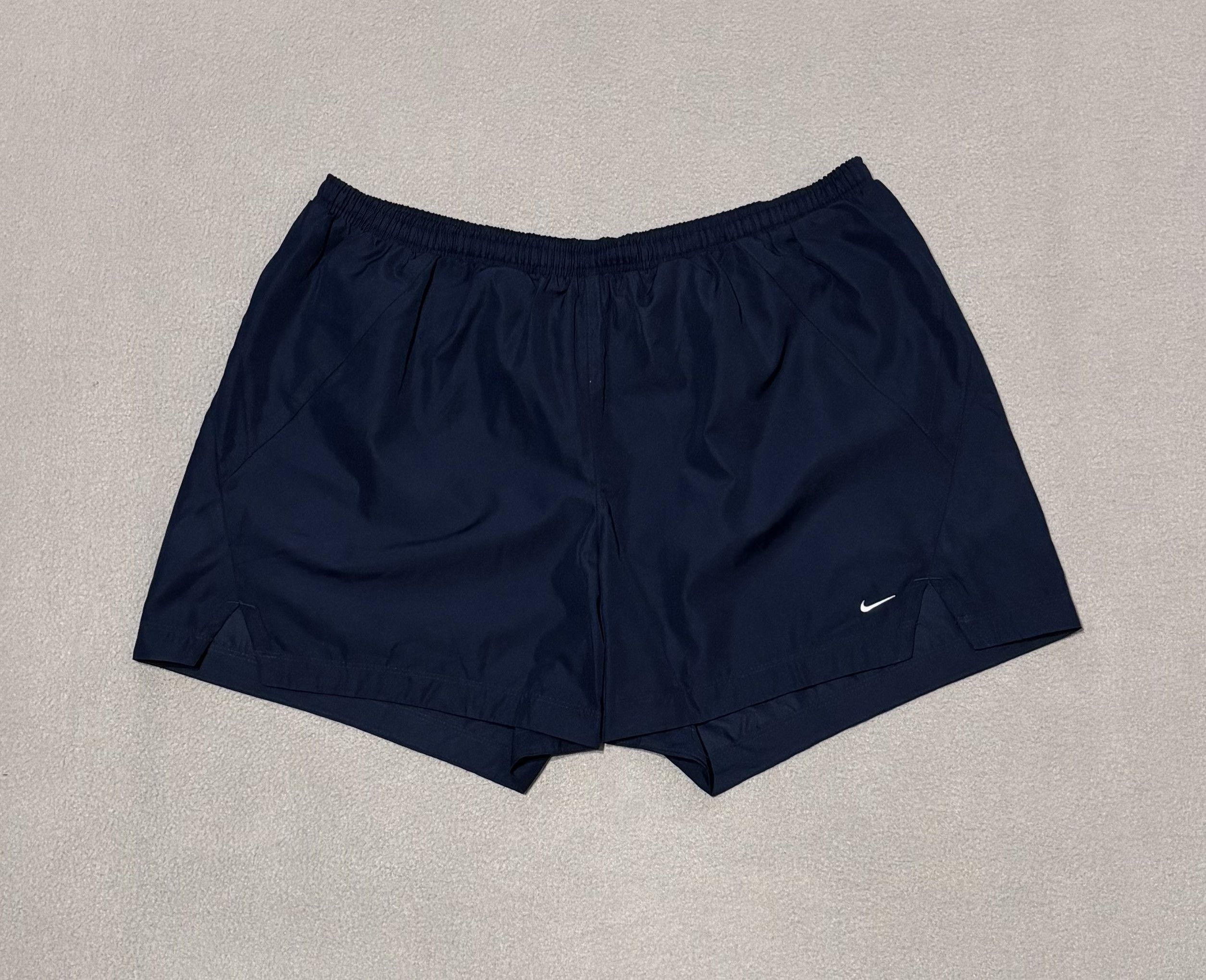 Nike Nike 00s Vintage Y2K Sports Shorts Size XL Size 30" / US 8 / IT 44 - 1 Thumbnail