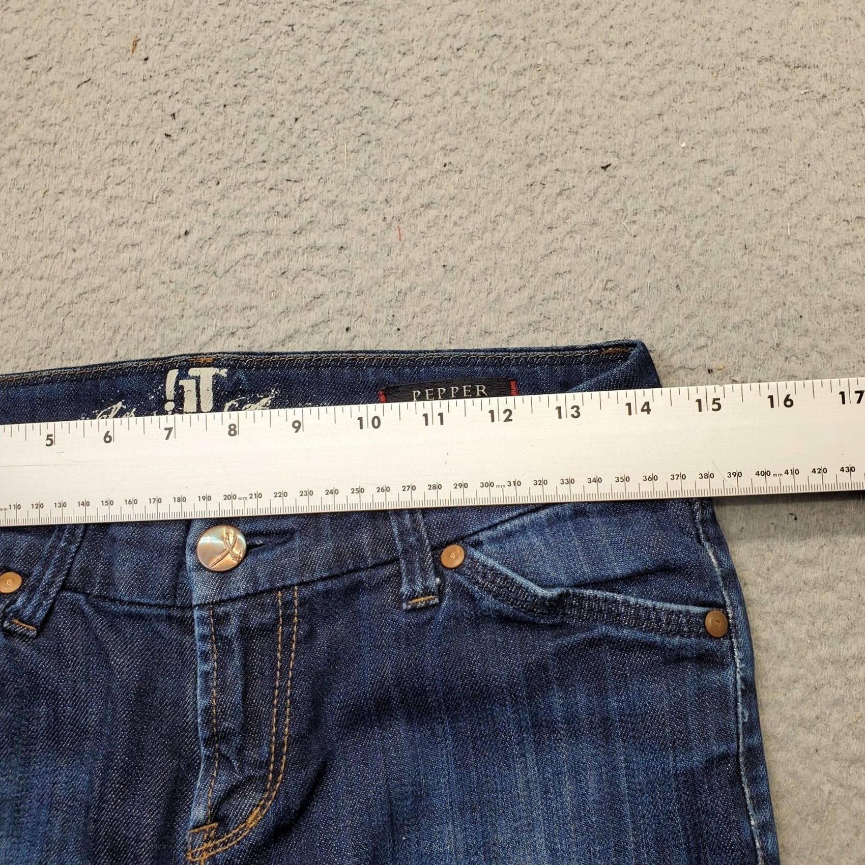 Vintage !iT Los Angeles Pepper Jeans Womens 26R Blue Denim Bootcut Faded Streetwear Size 26" / US 2 / IT 38 - 6 Thumbnail