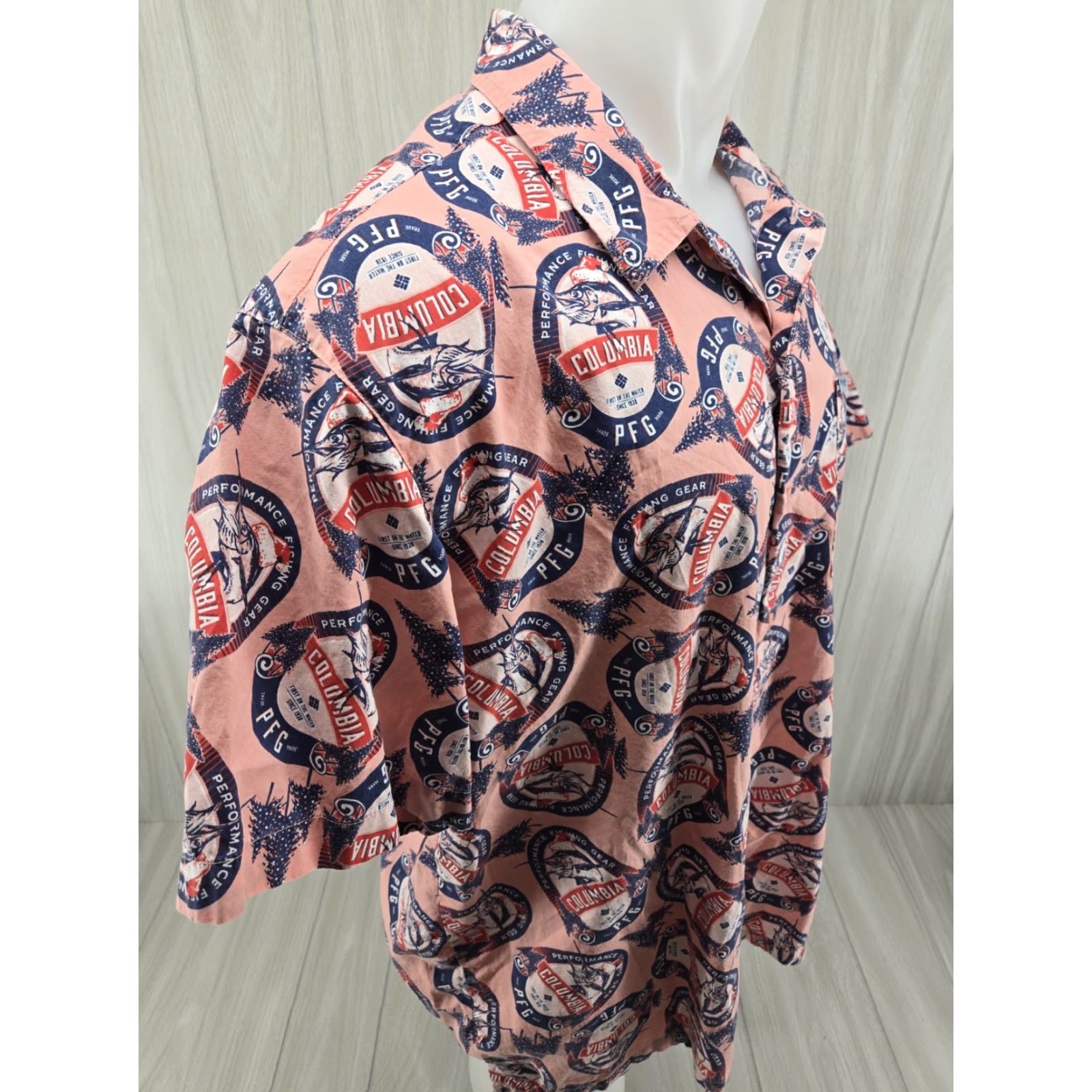 Gloverall Columbia Vented Shirt Mens XL PFG Fishing Short Sleeve Pink All Over Print Logo Size US XL / EU 56 / 4 - 6 Thumbnail