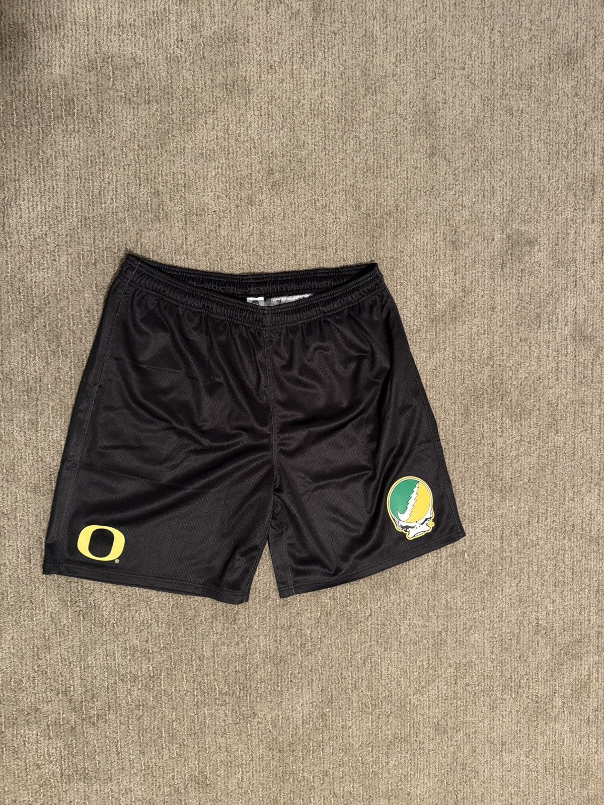Nike Nike Oregon duck/grateful dead shorts Size US 36 / EU 52 - 1 Thumbnail