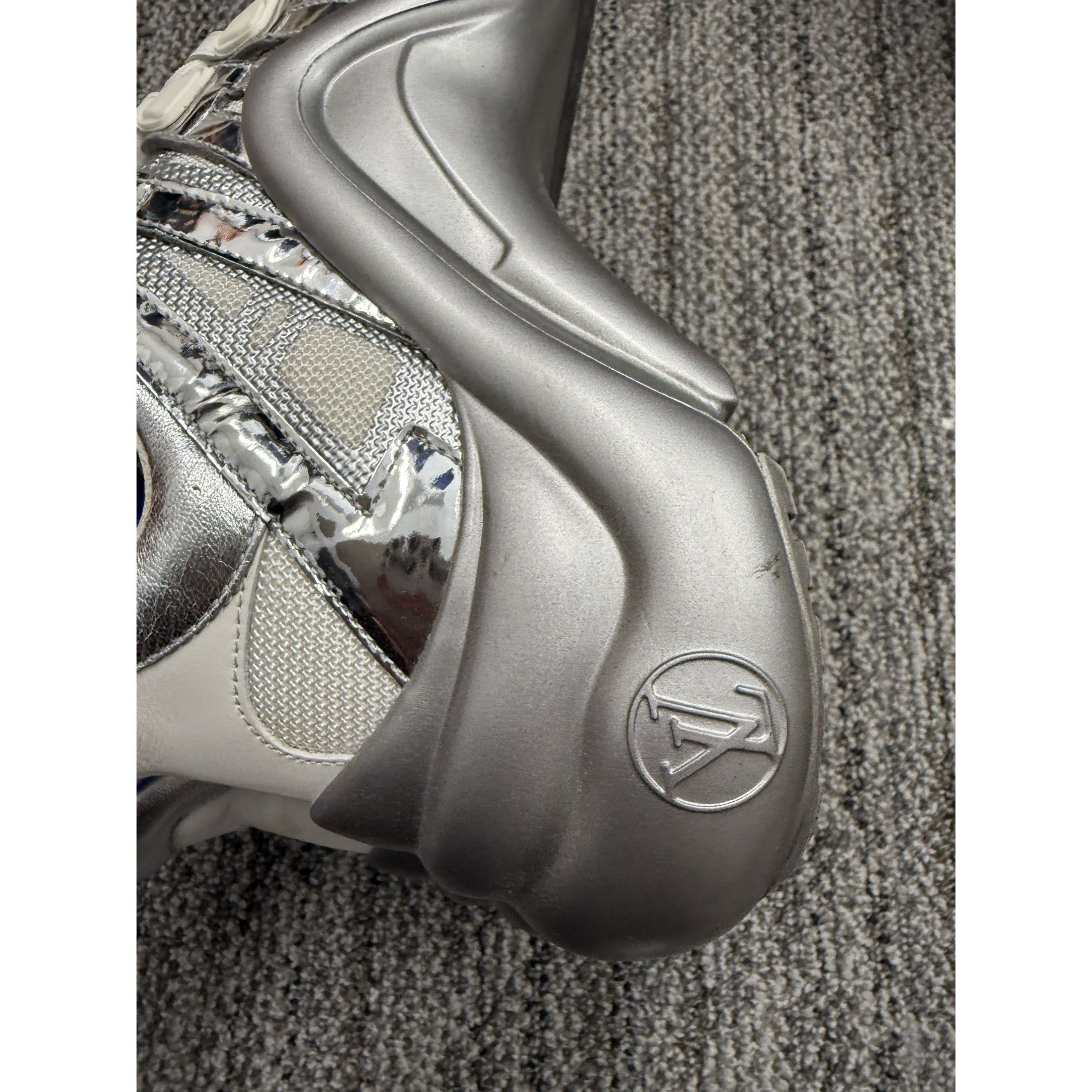 Louis Vuitton Louis Vuitton Archlight Sneakers Womens 37.5 White & Silver Size US 6.5 / IT 36.5 - 10 Thumbnail