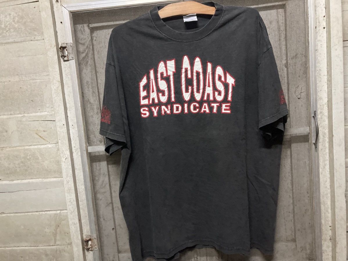 Band Tees Vintage T Shirt Hip Ho East Coast Syndicare 00s Size US XL / EU 56 / 4 - 1 Thumbnail