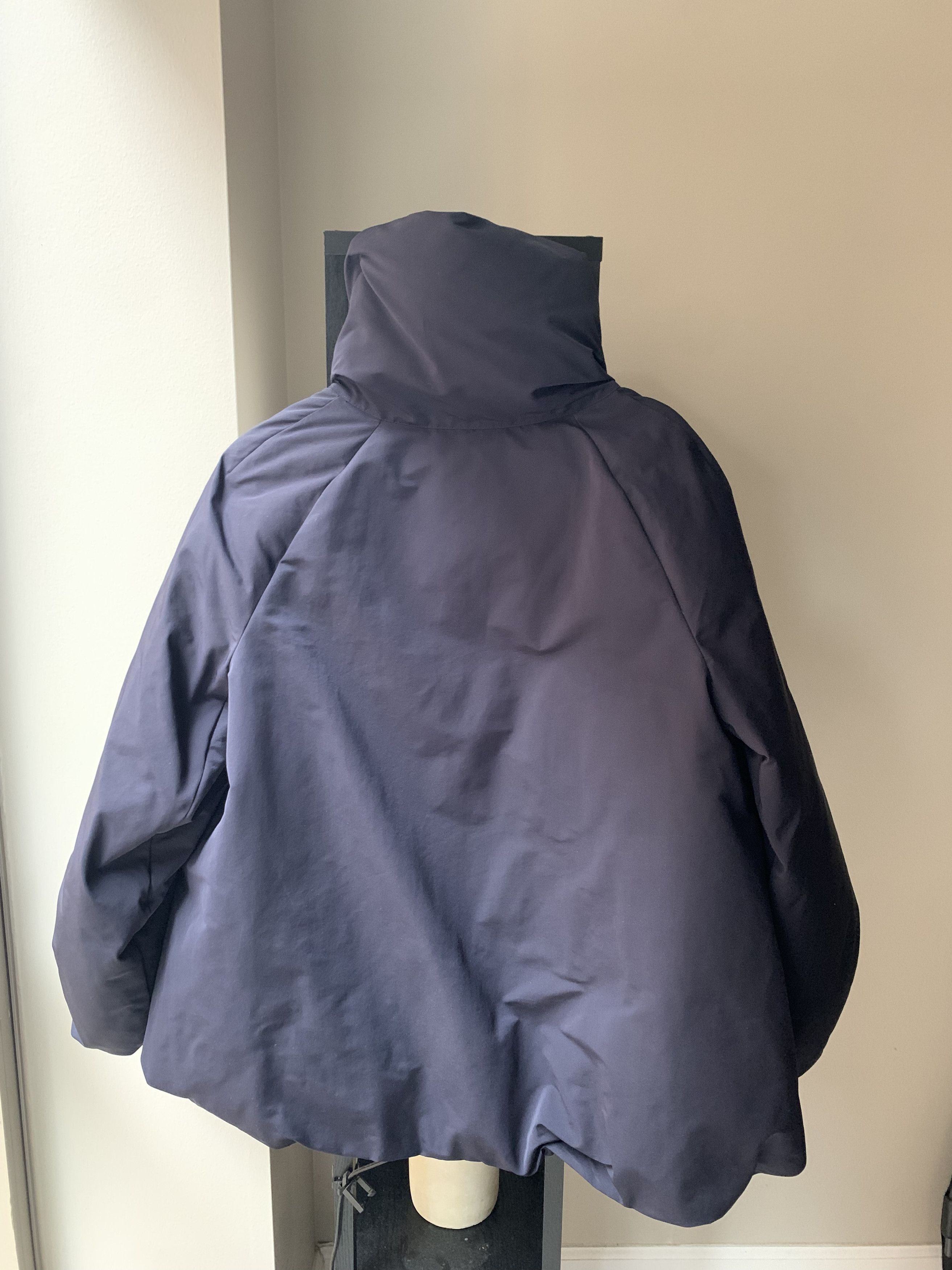 Women's +J Down Hybrid Jacket SS21