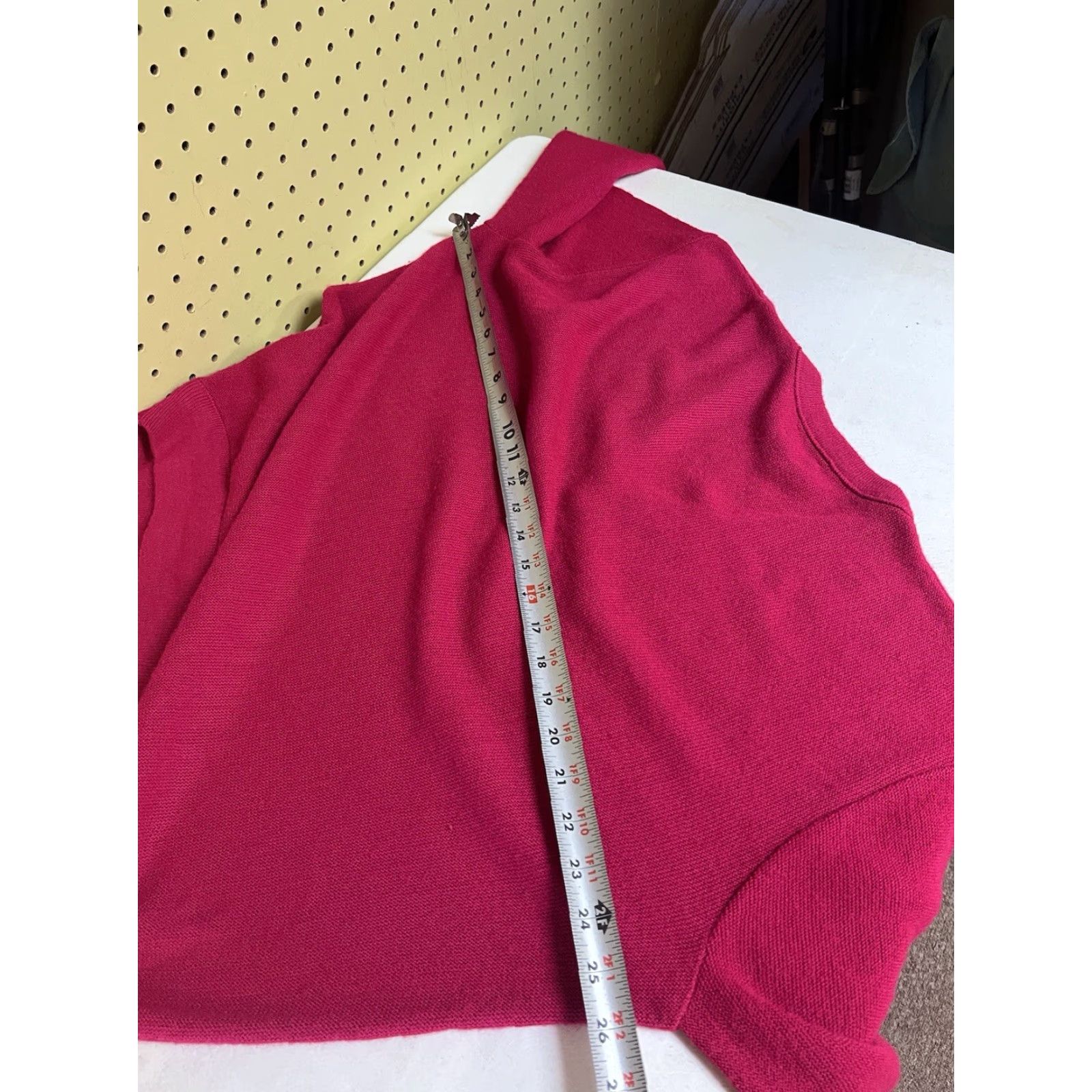 Lacoste VINTAGE Lacoste Men L Sweater V-Neck Fuchsia Pink Acrylic Alligator Pullover Long Sleeve Classic Size US L / EU 52-54 / 3 - 5 Thumbnail