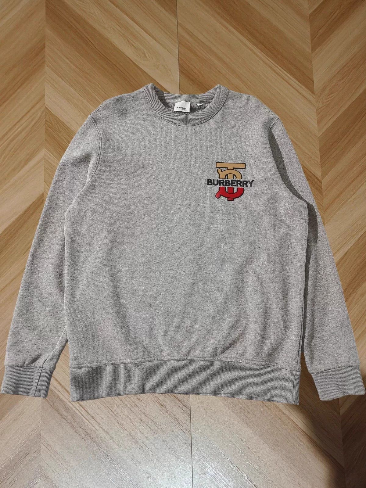 Burberry Burberry 99 New Oversized S Sweatshirt Size S / US 4 / IT 40 - 1 Thumbnail