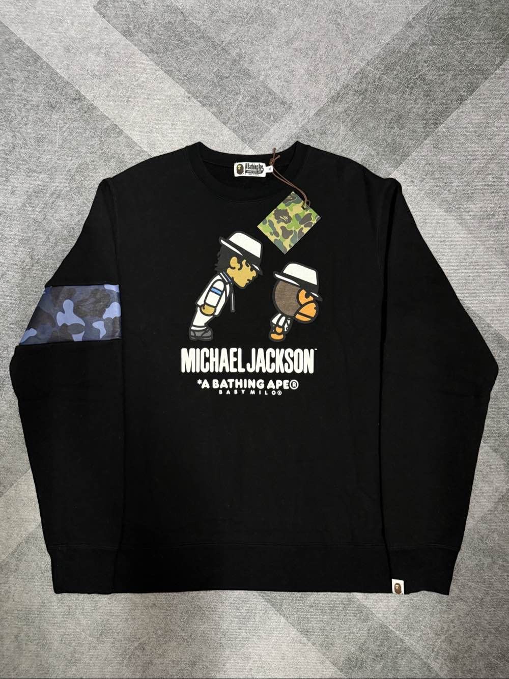 Bape A Bathing Ape x Michael Jackson Graphic Crewneck Sweatshirt Size US XL / EU 56 / 4 - 1 Thumbnail